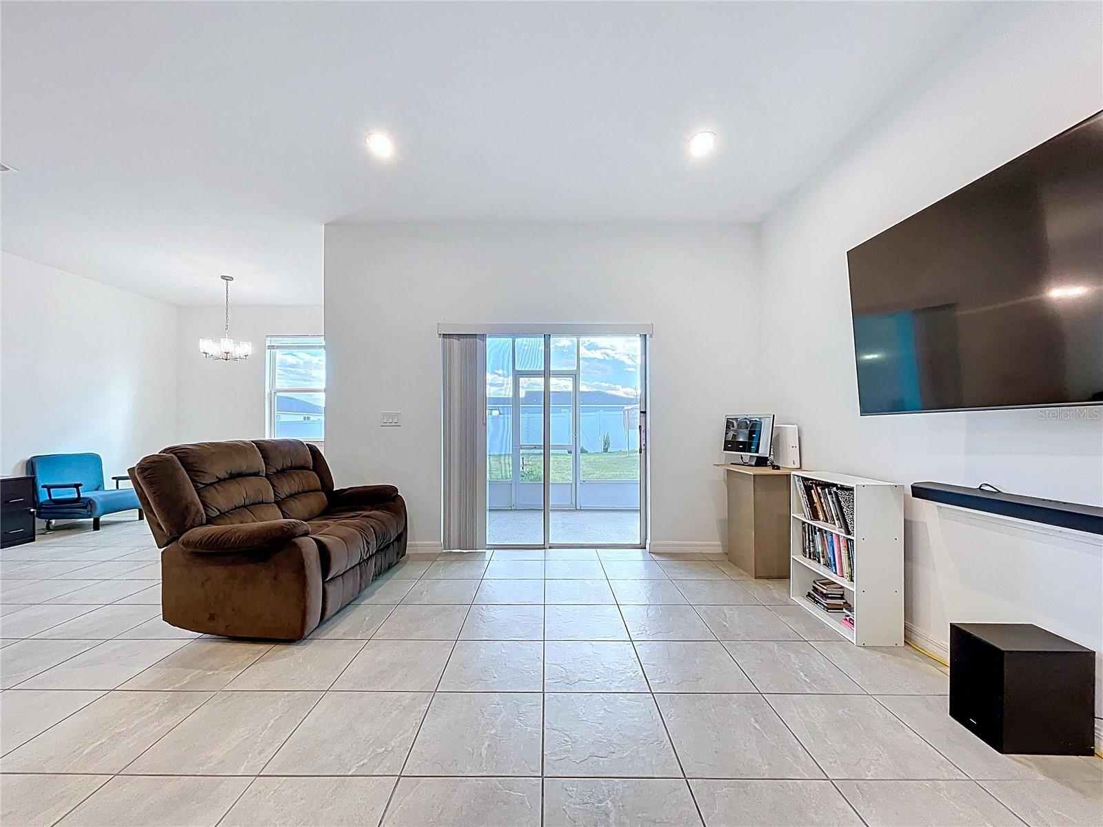 Image 15 of 55 For 1230 Normandy Drive