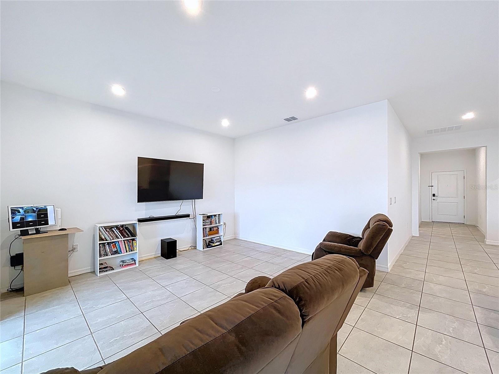 Image 16 of 55 For 1230 Normandy Drive