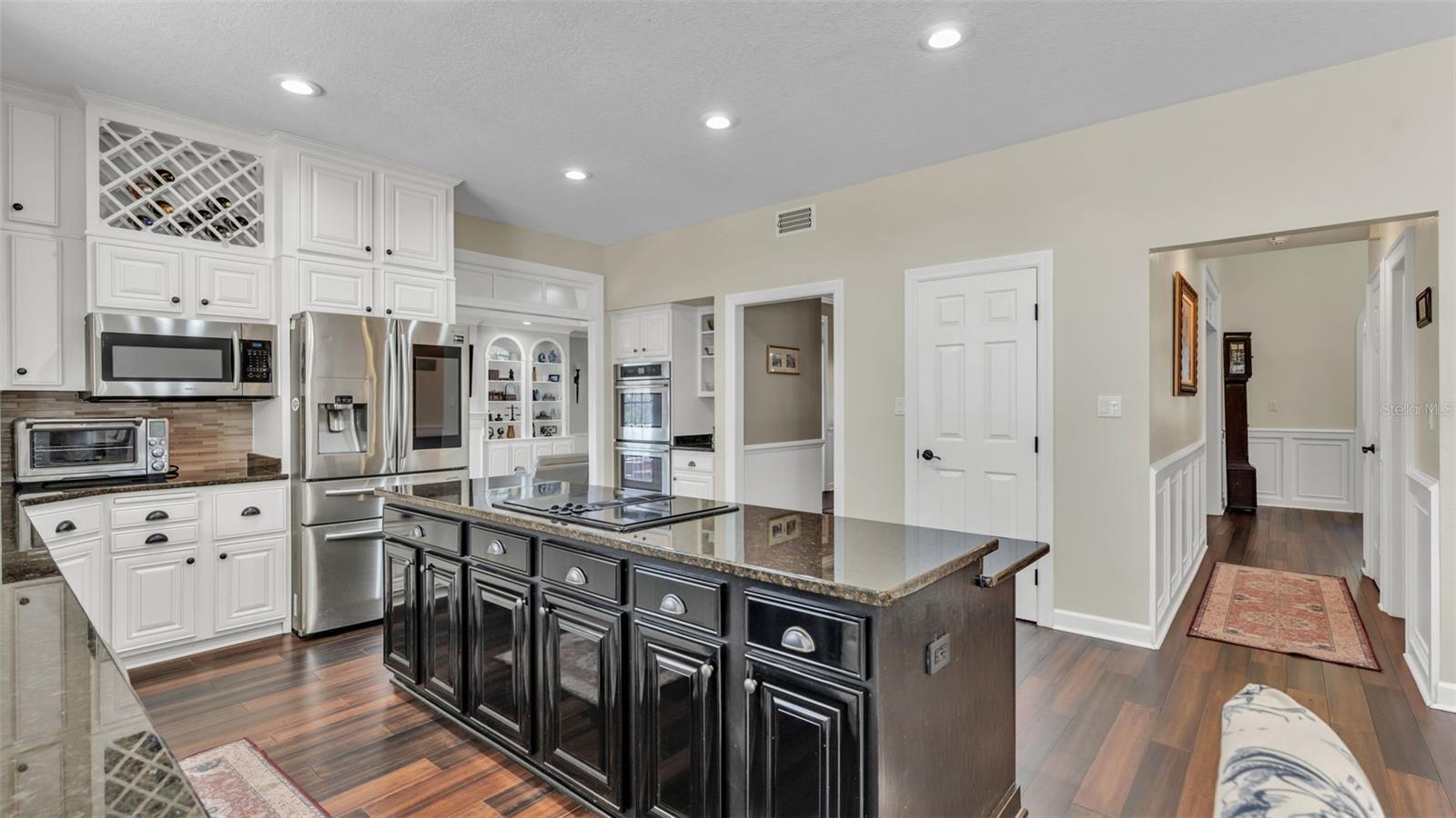 Image 17 of 89 For 3826 Gaines Court