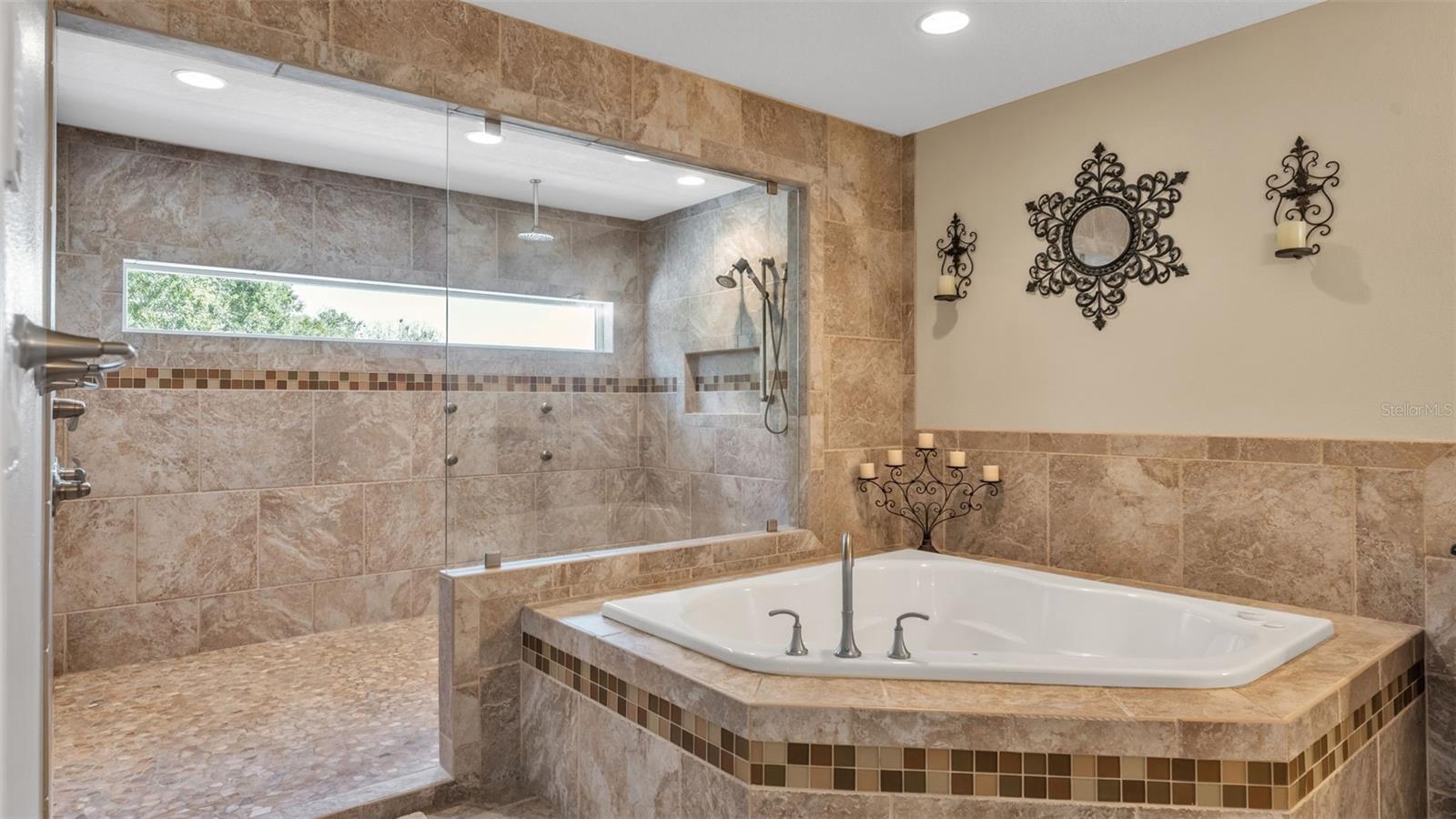 Image 46 of 89 For 3826 Gaines Court