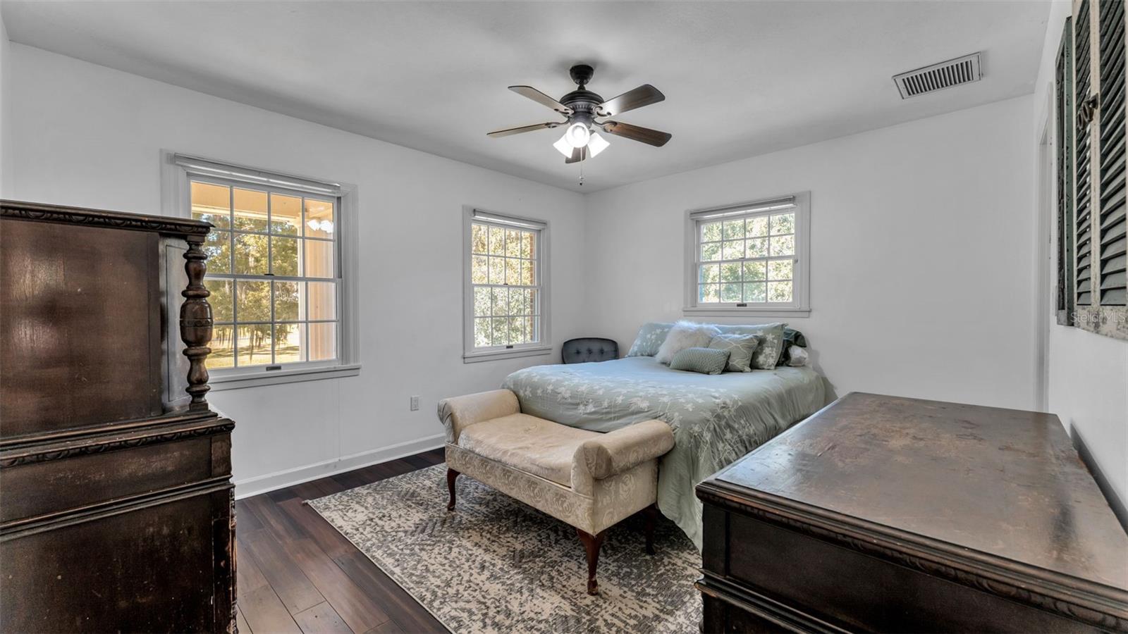 Image 51 of 89 For 3826 Gaines Court