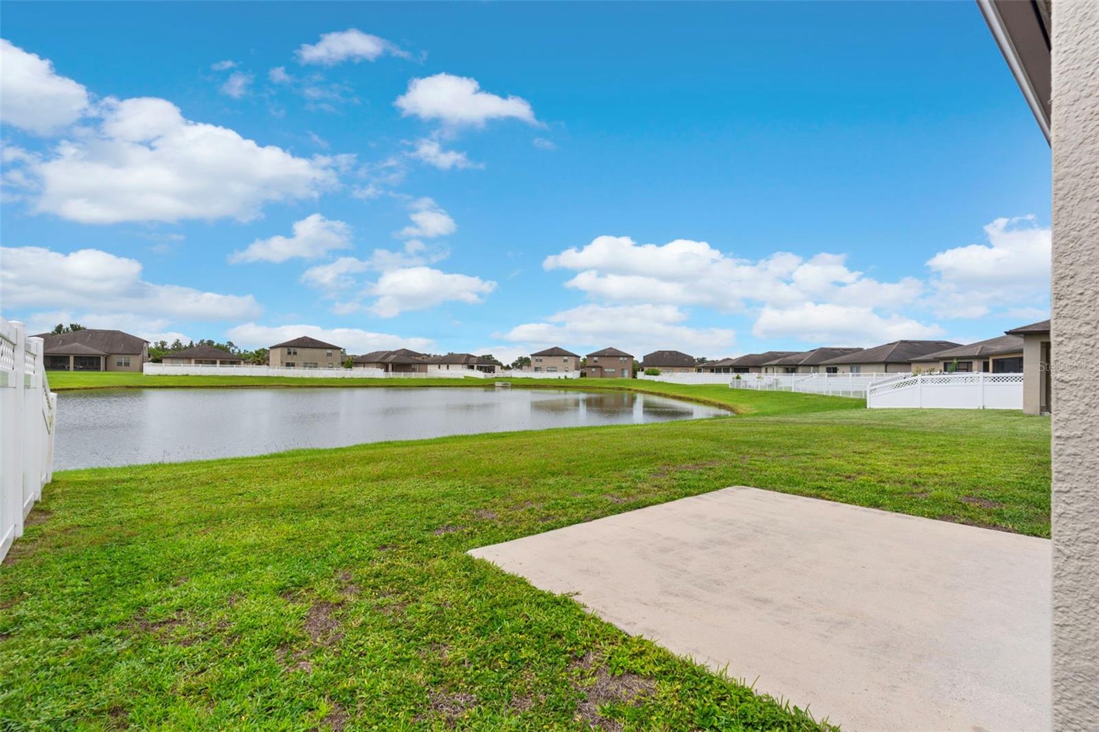 Image 29 of 35 For 8933 Hinsdale Heights Drive