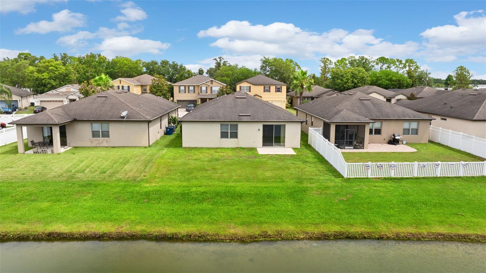 Image 32 of 35 For 8933 Hinsdale Heights Drive