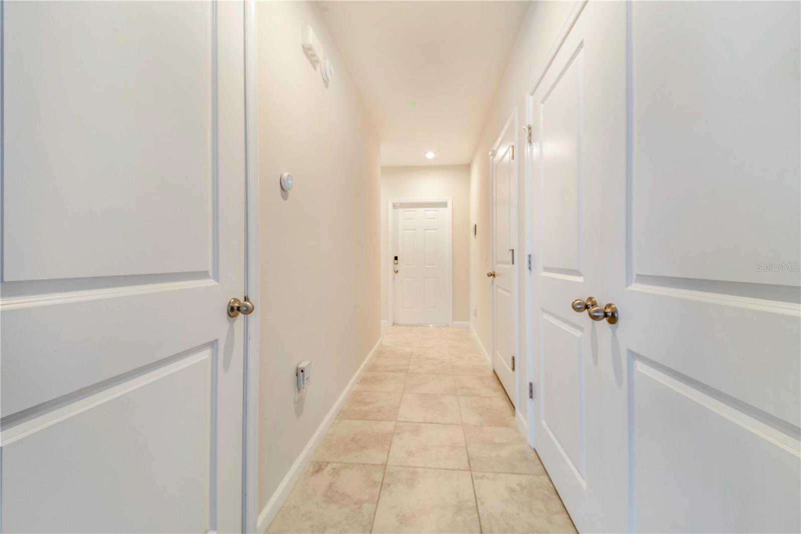 Image 4 of 28 For 264 Fiddlewood Court