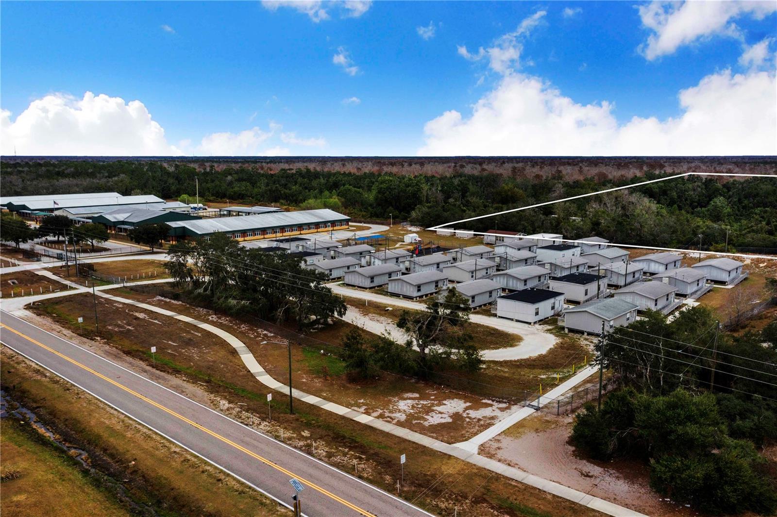 Image 15 of 18 For Laurel Avenue