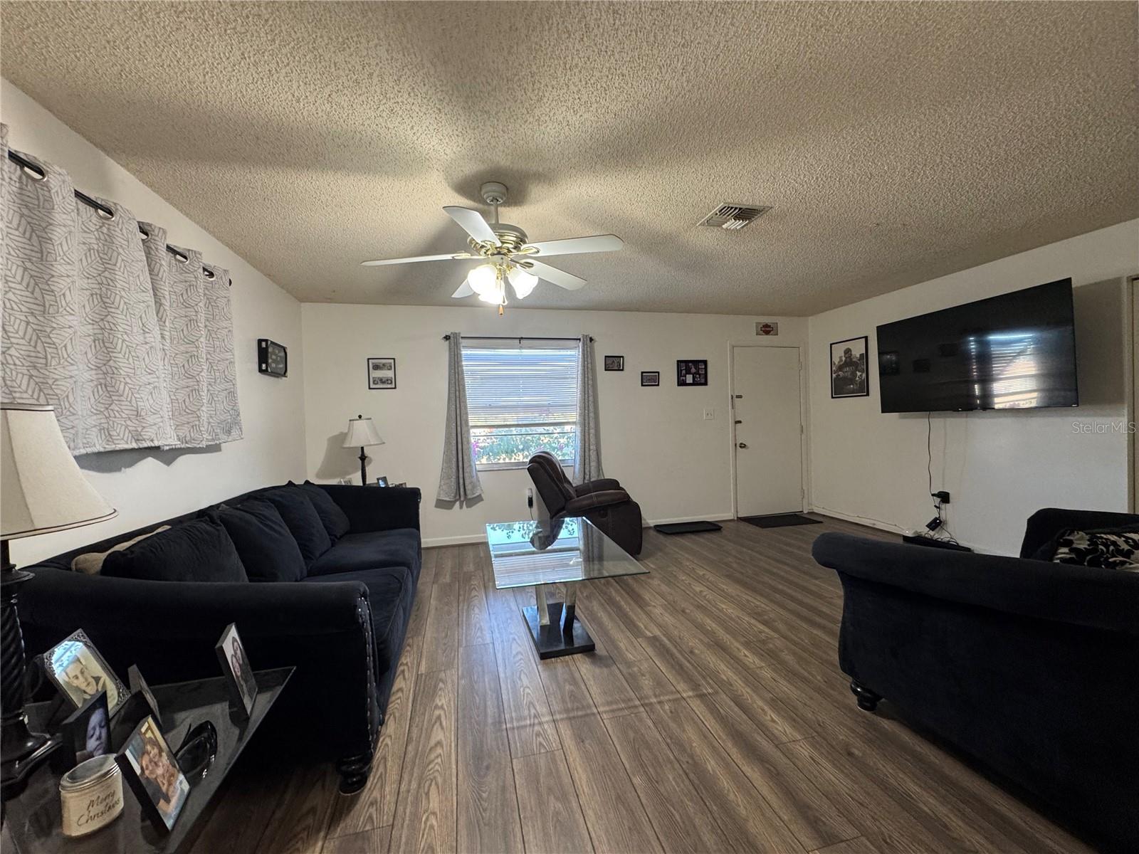 Image 5 of 24 For 147 Evergreen Drive