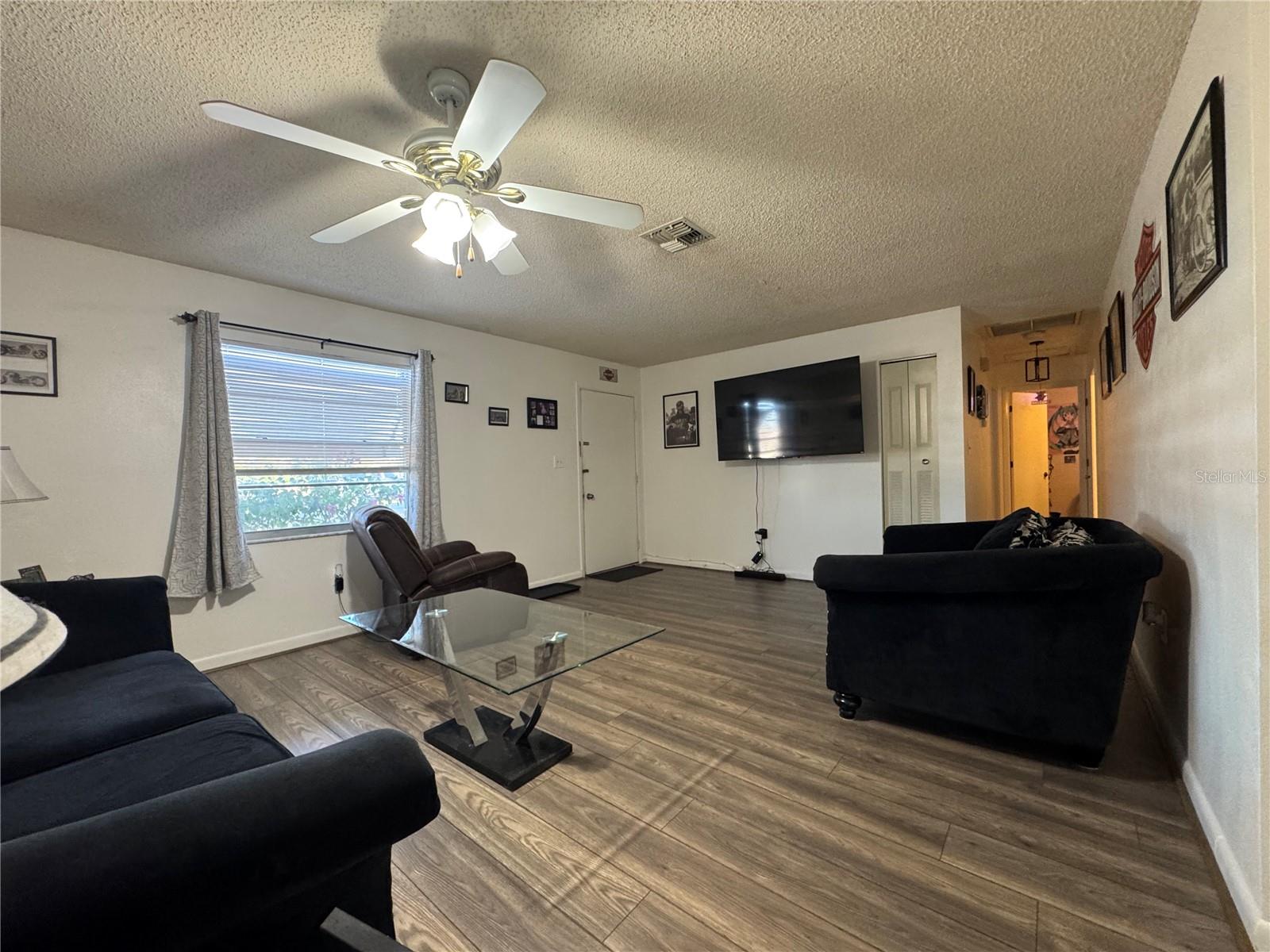 Image 6 of 24 For 147 Evergreen Drive