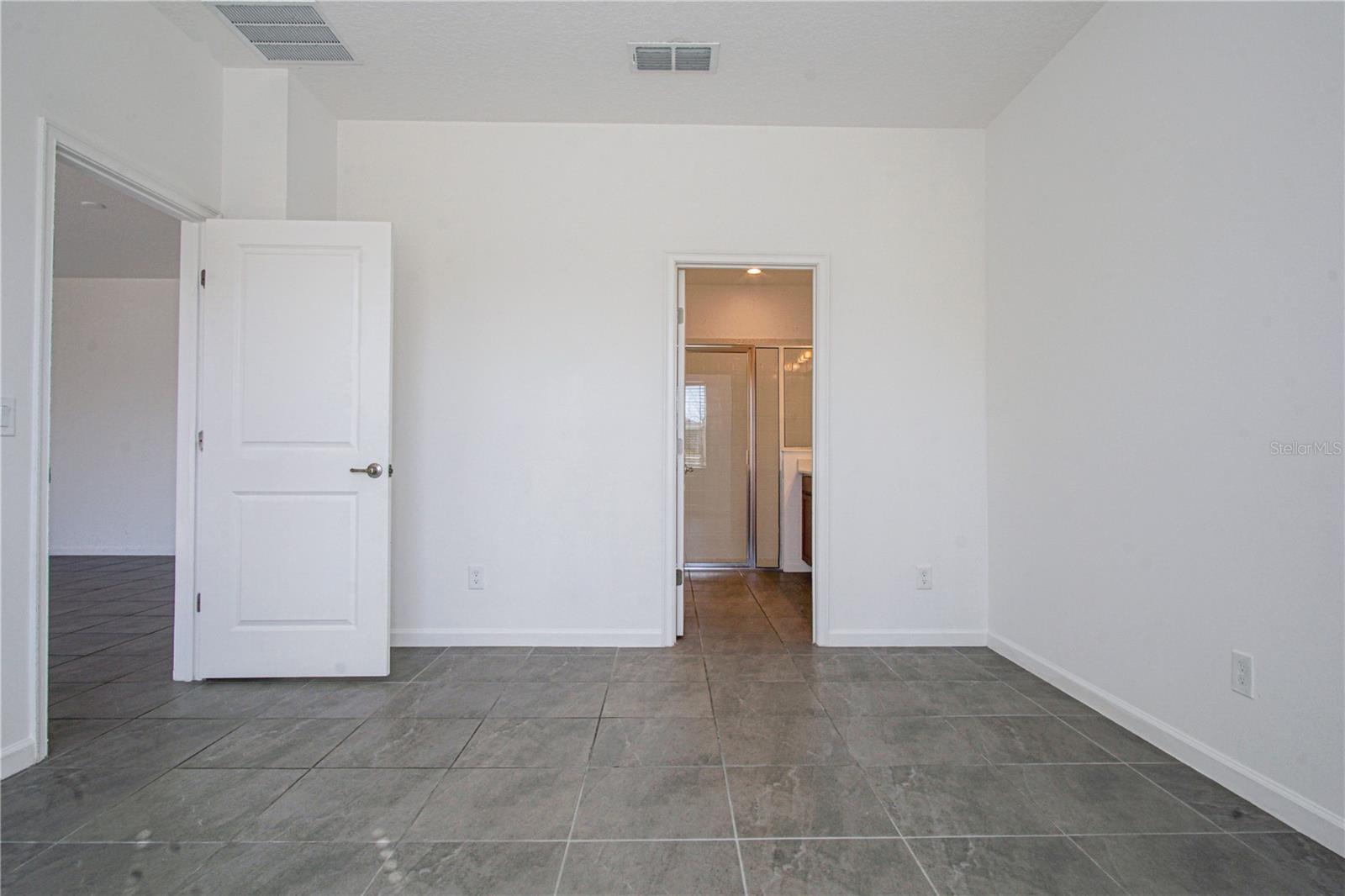 Image 16 of 33 For 1413 Rosedale Road