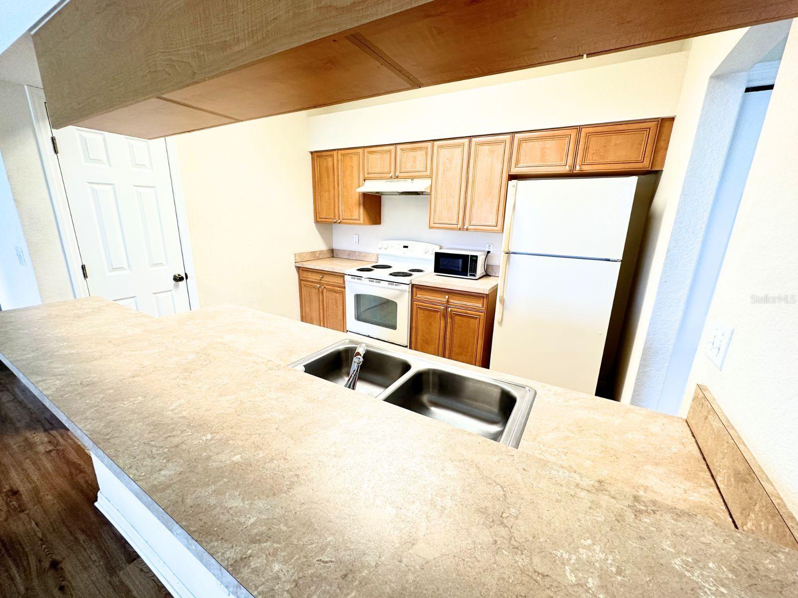 Image 7 of 26 For 407 Eagle Pond Drive