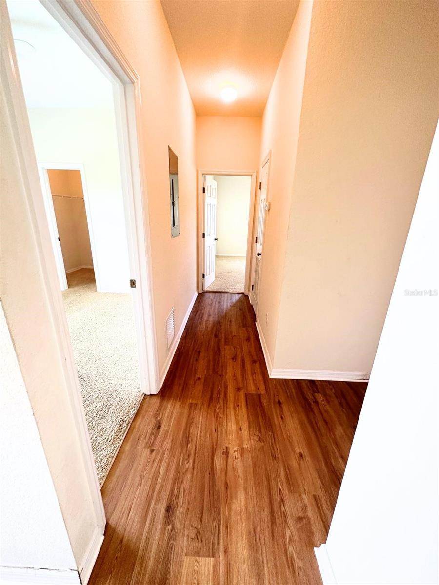 Image 8 of 26 For 407 Eagle Pond Drive