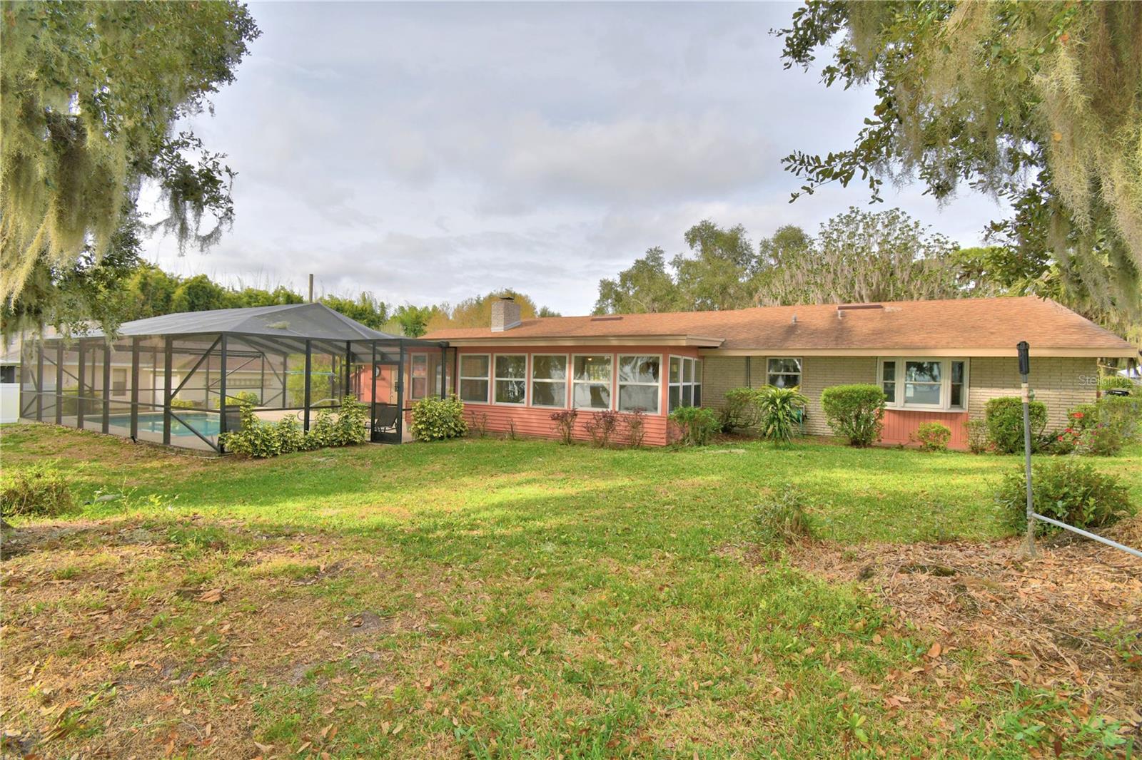 Image 14 of 56 For 4327 Chambers Street