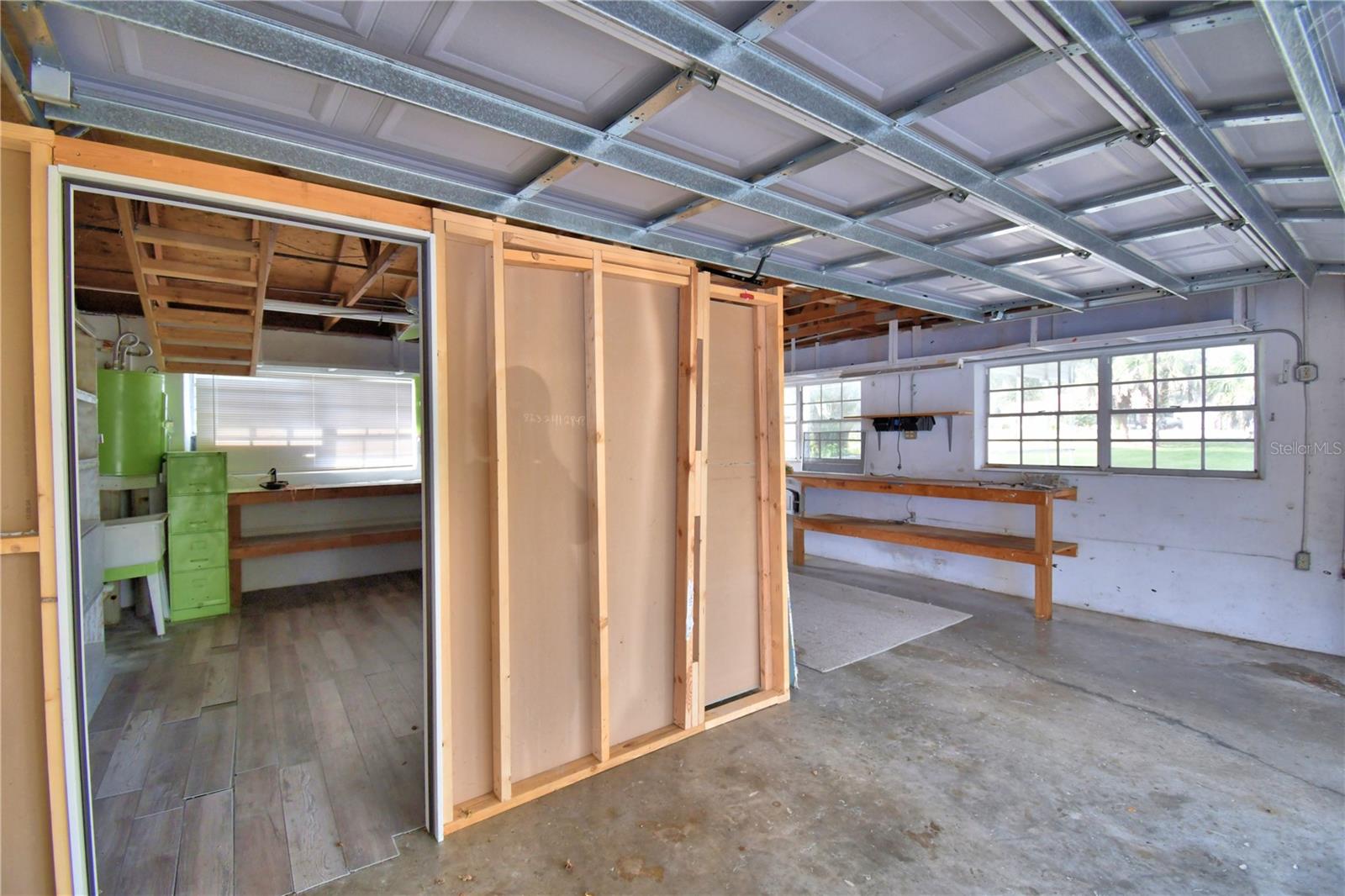 Image 24 of 56 For 4327 Chambers Street