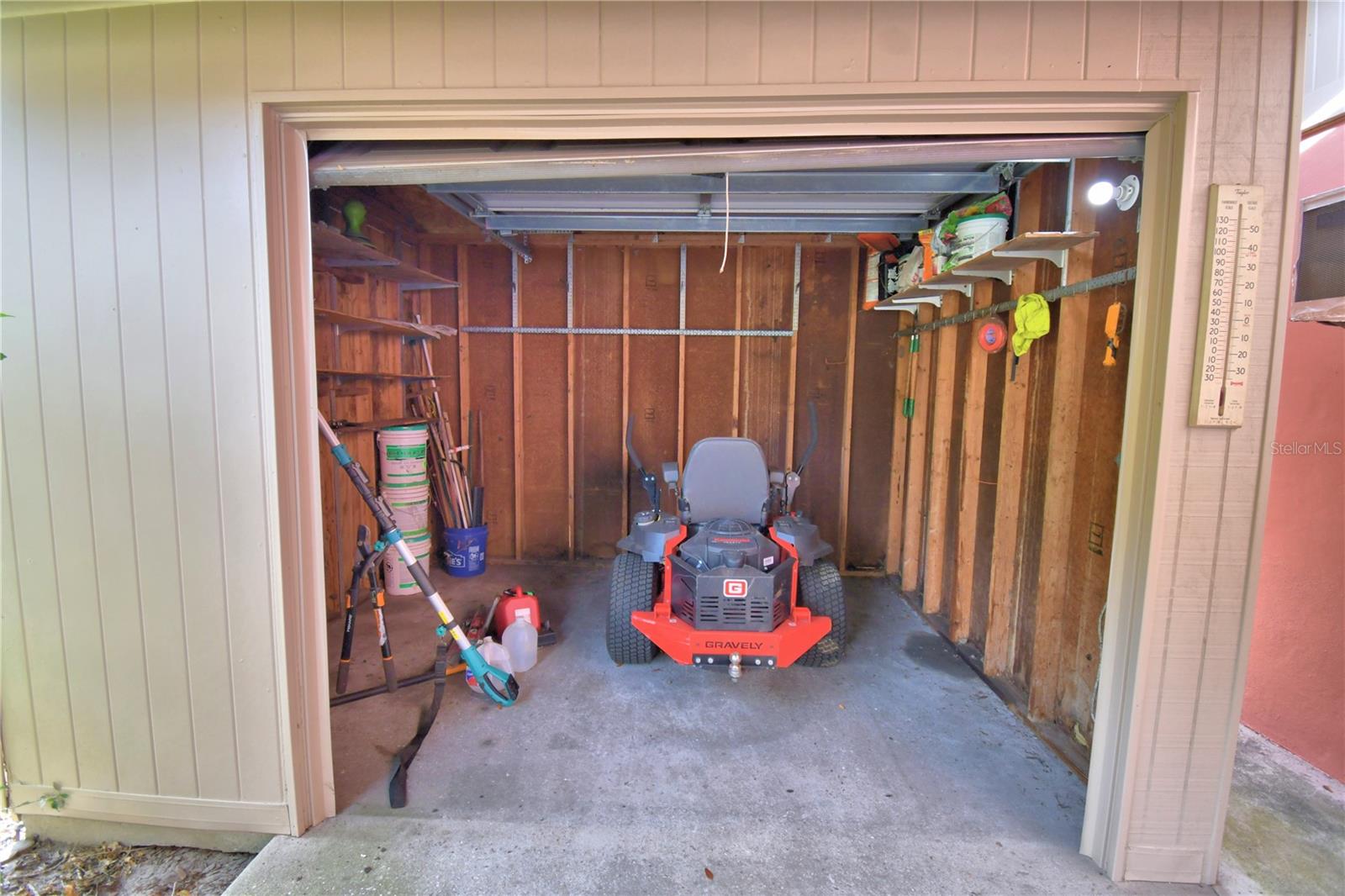 Image 27 of 56 For 4327 Chambers Street