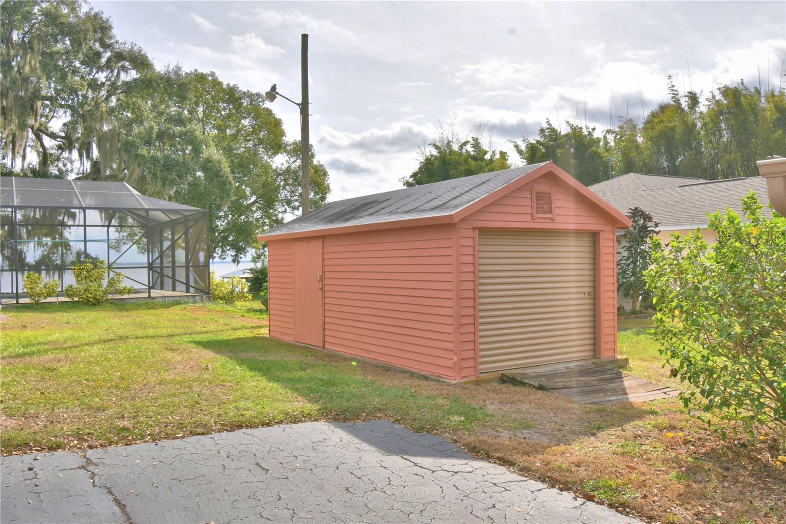 Image 29 of 56 For 4327 Chambers Street