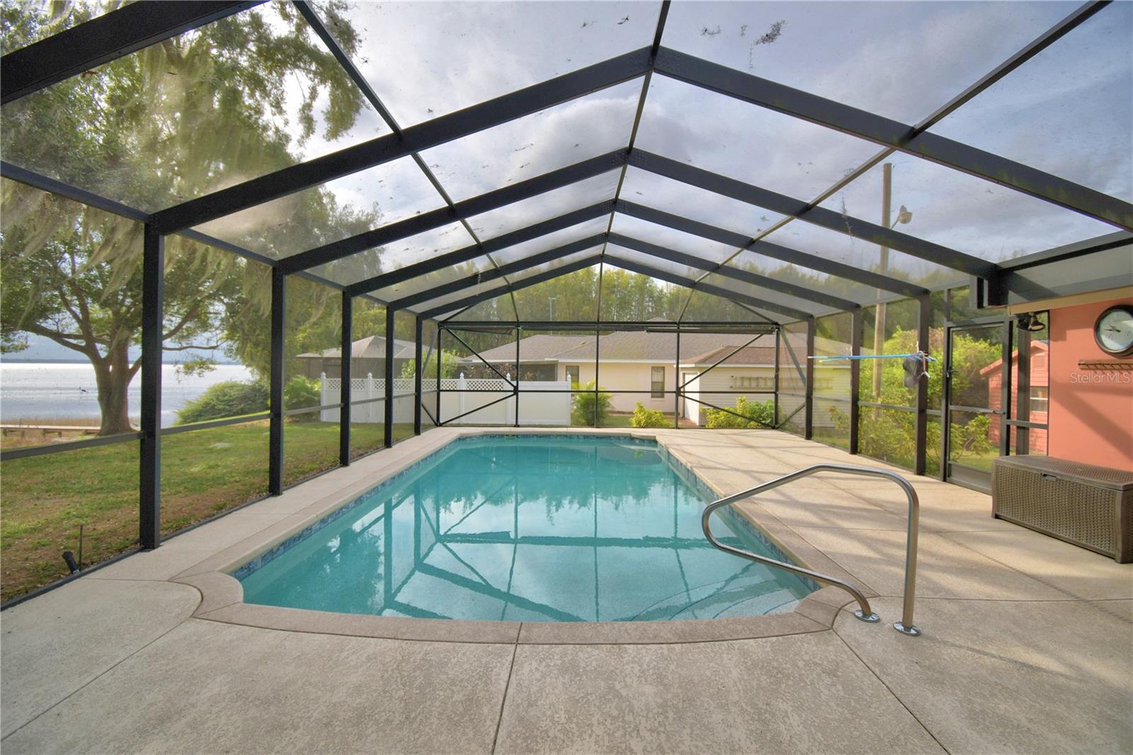 Image 32 of 56 For 4327 Chambers Street