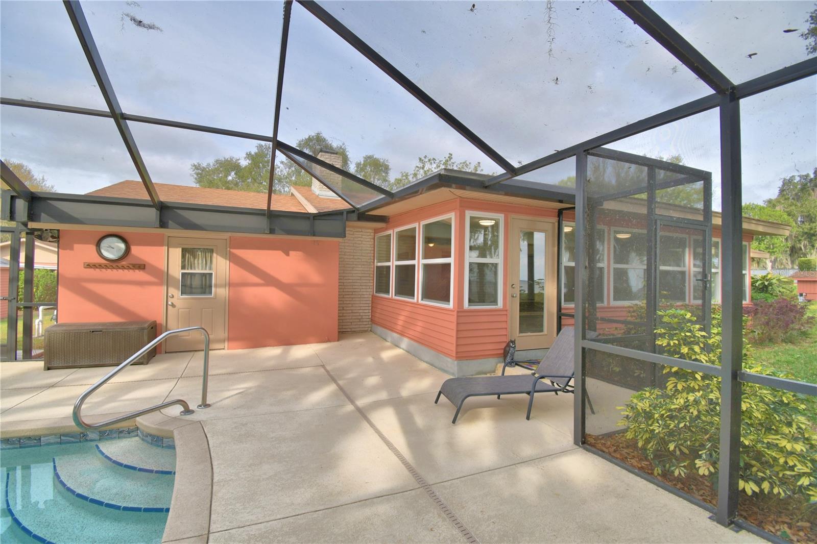 Image 34 of 56 For 4327 Chambers Street