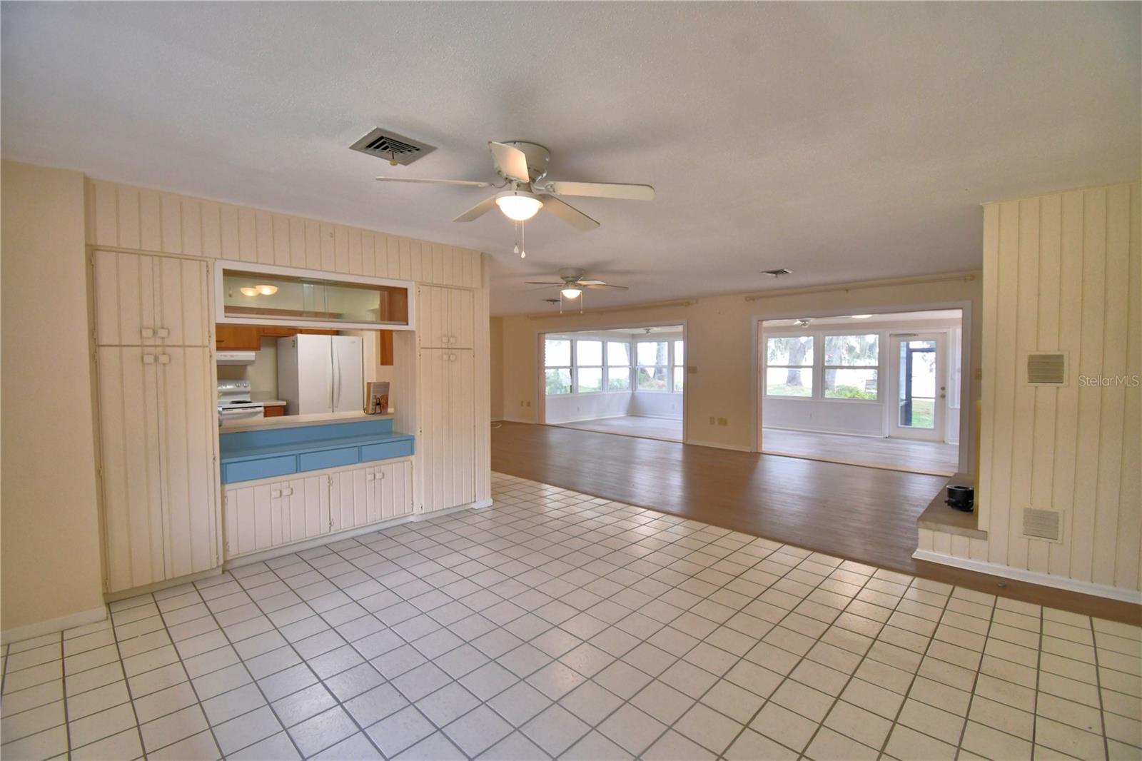 Image 42 of 56 For 4327 Chambers Street