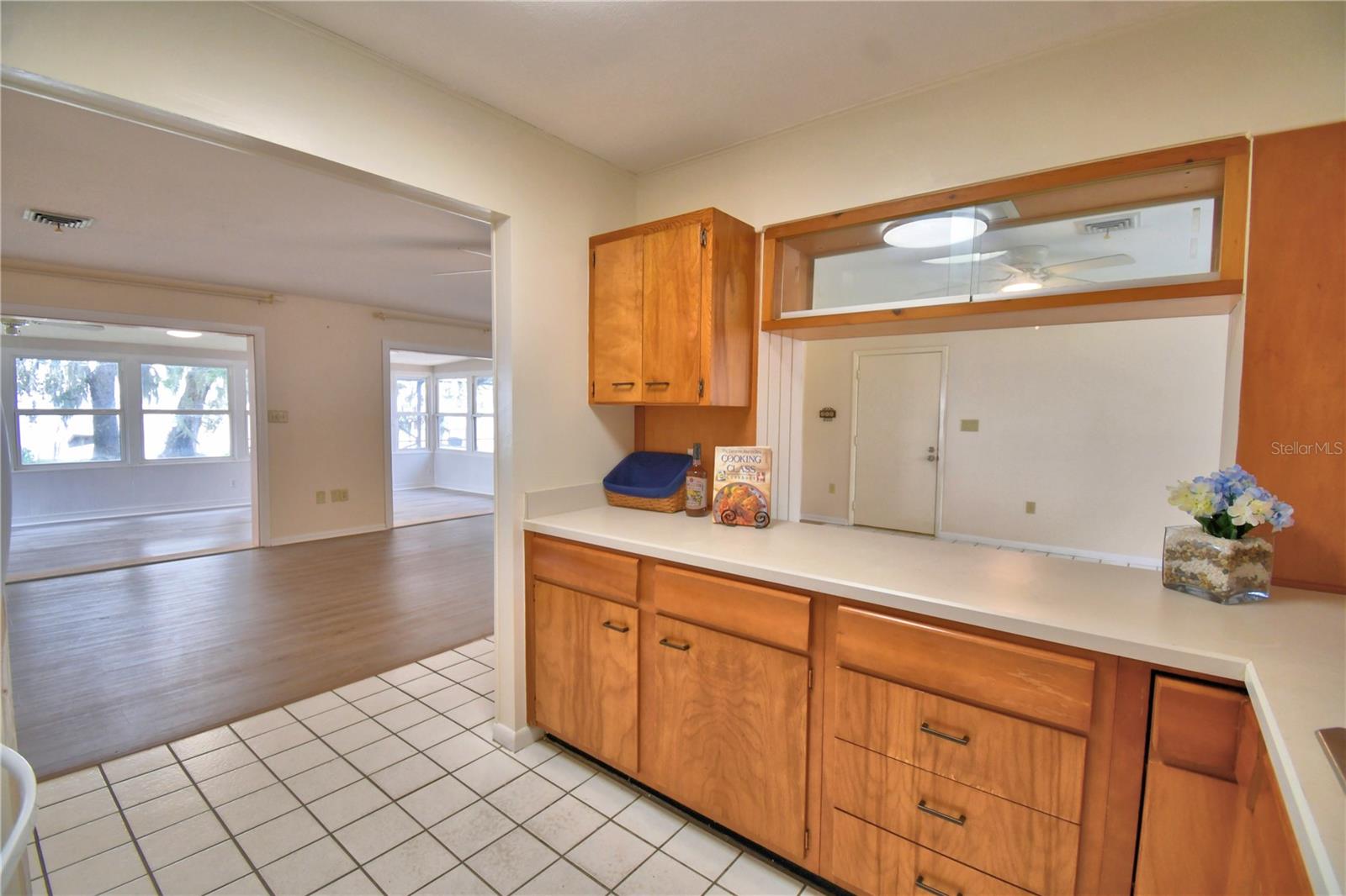 Image 43 of 56 For 4327 Chambers Street