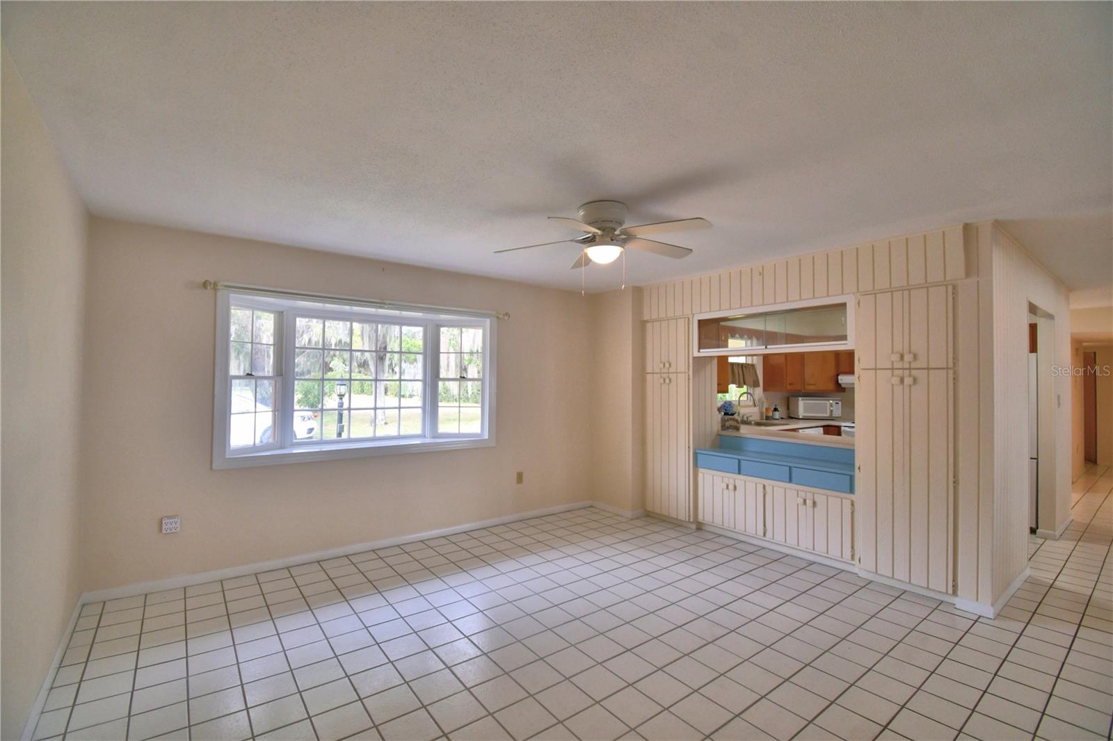 Image 44 of 56 For 4327 Chambers Street