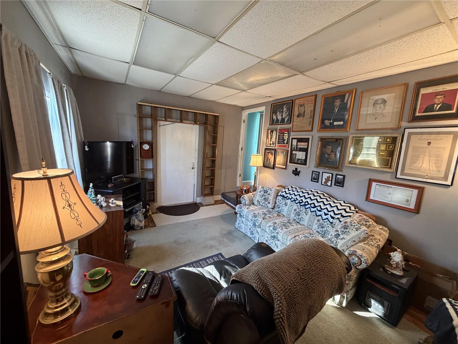 Image 23 of 55 For 4703 Howard Street