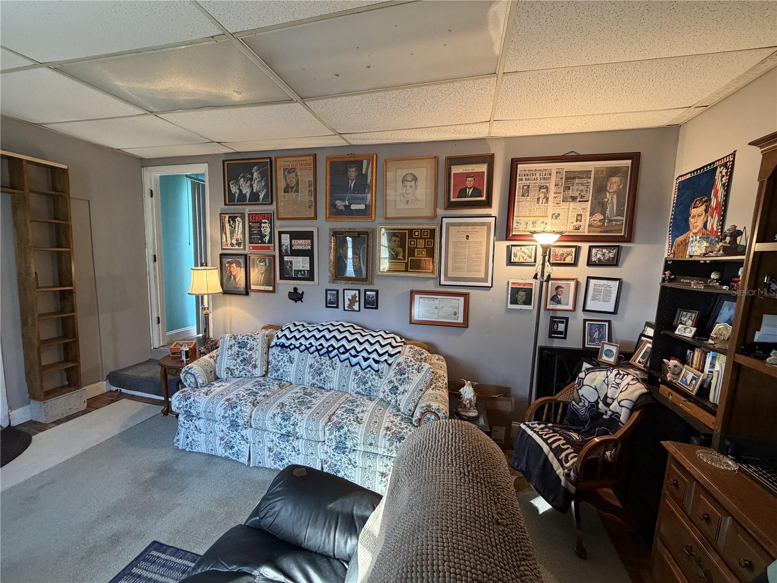 Image 24 of 55 For 4703 Howard Street