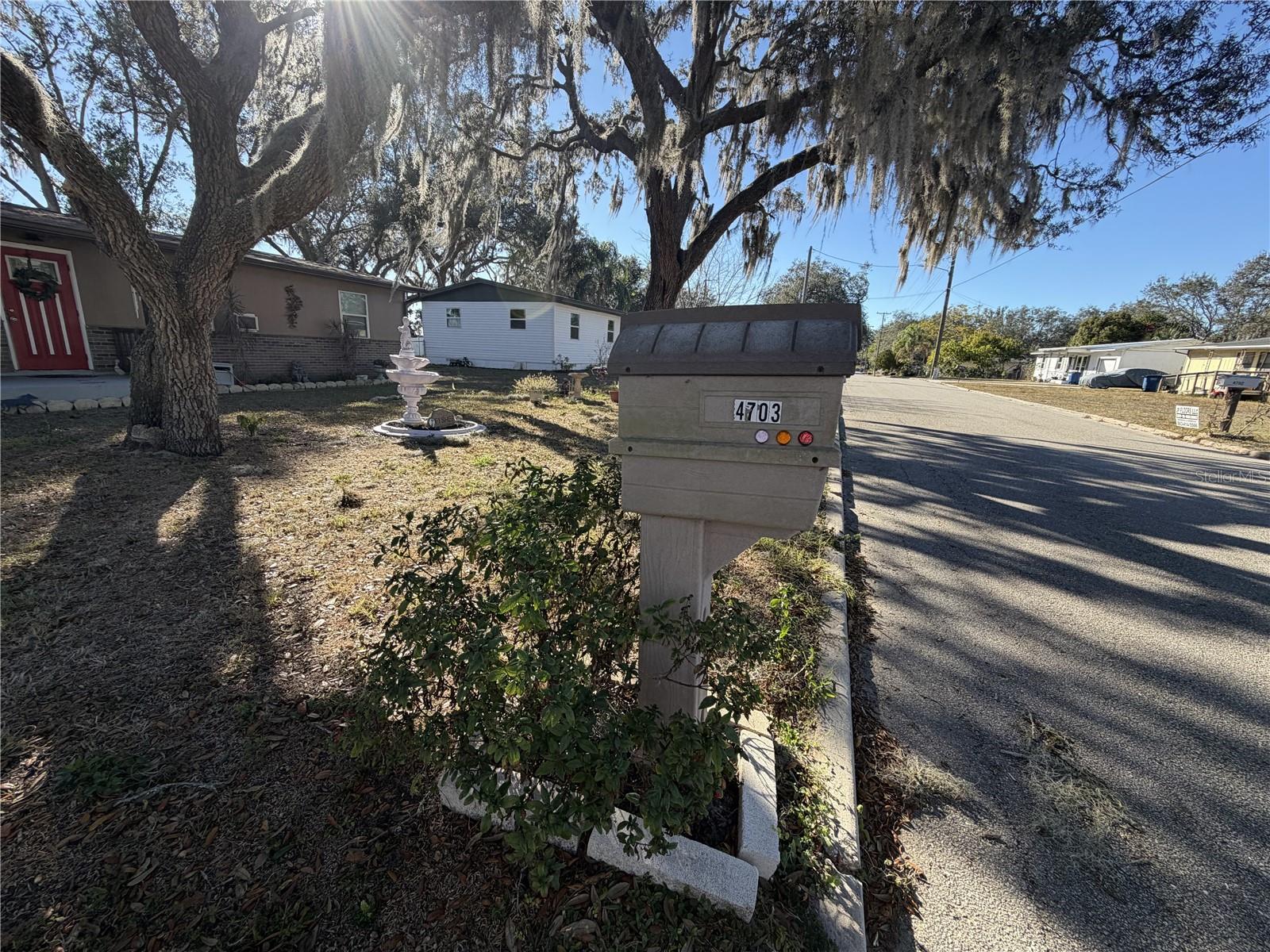 Image 46 of 55 For 4703 Howard Street