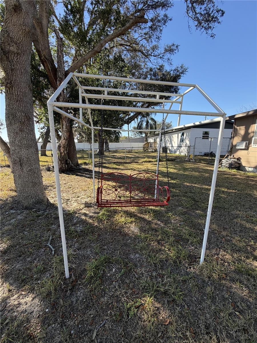 Image 51 of 55 For 4703 Howard Street