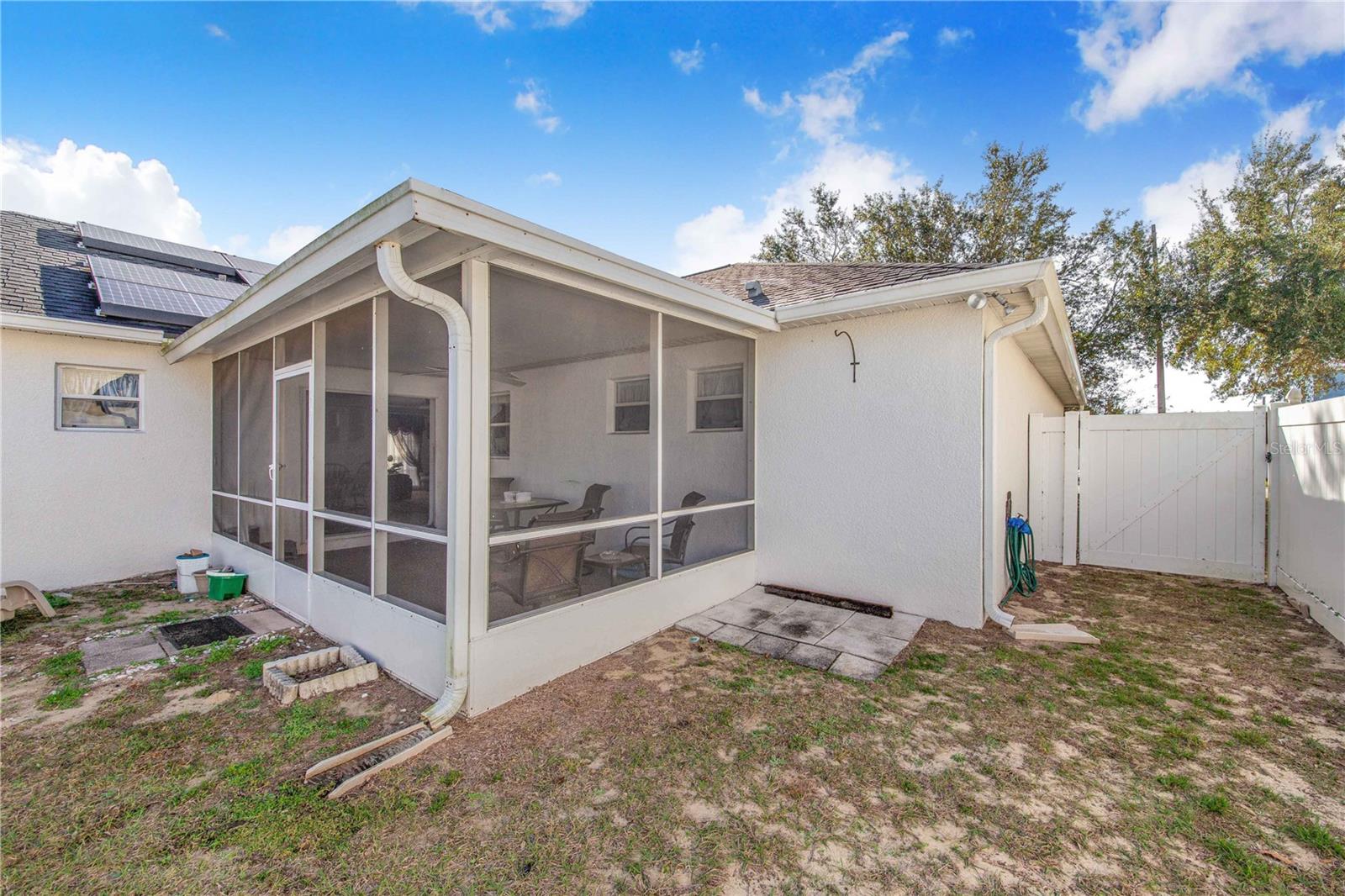 Image 22 of 38 For 5820 Royal Hills Circle