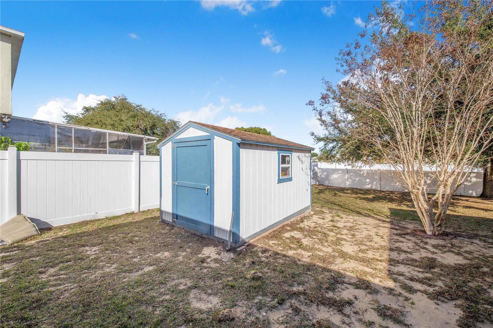 Image 30 of 38 For 5820 Royal Hills Circle