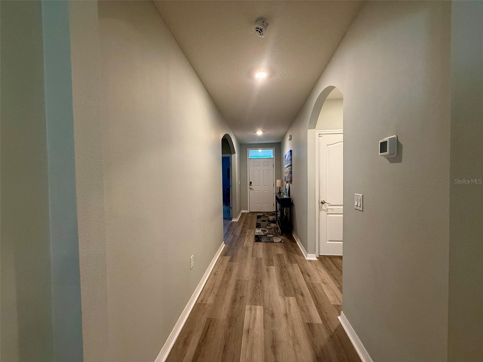 Image 20 of 41 For 257 Meadowbrook Boulevard