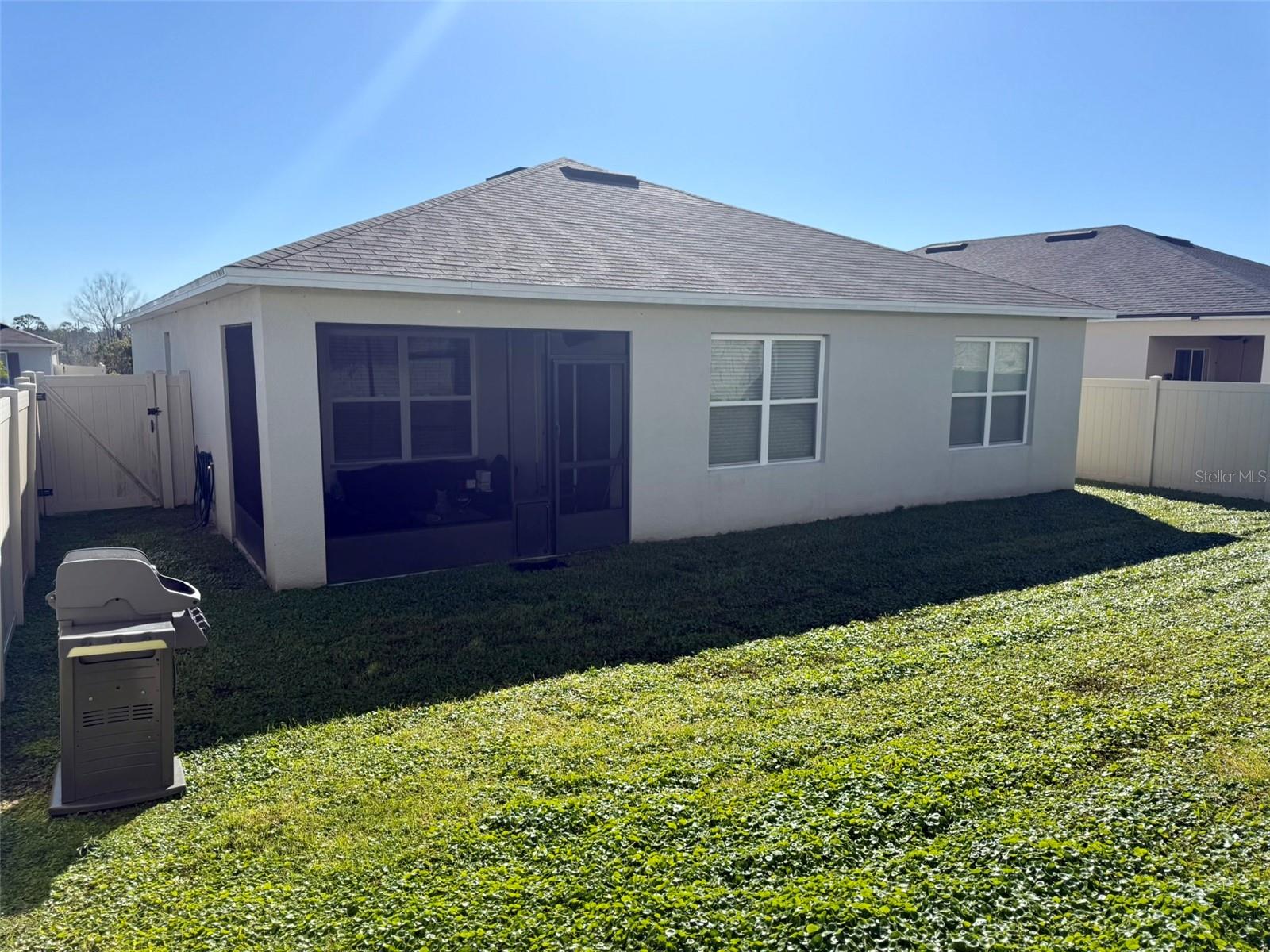 Image 31 of 41 For 257 Meadowbrook Boulevard