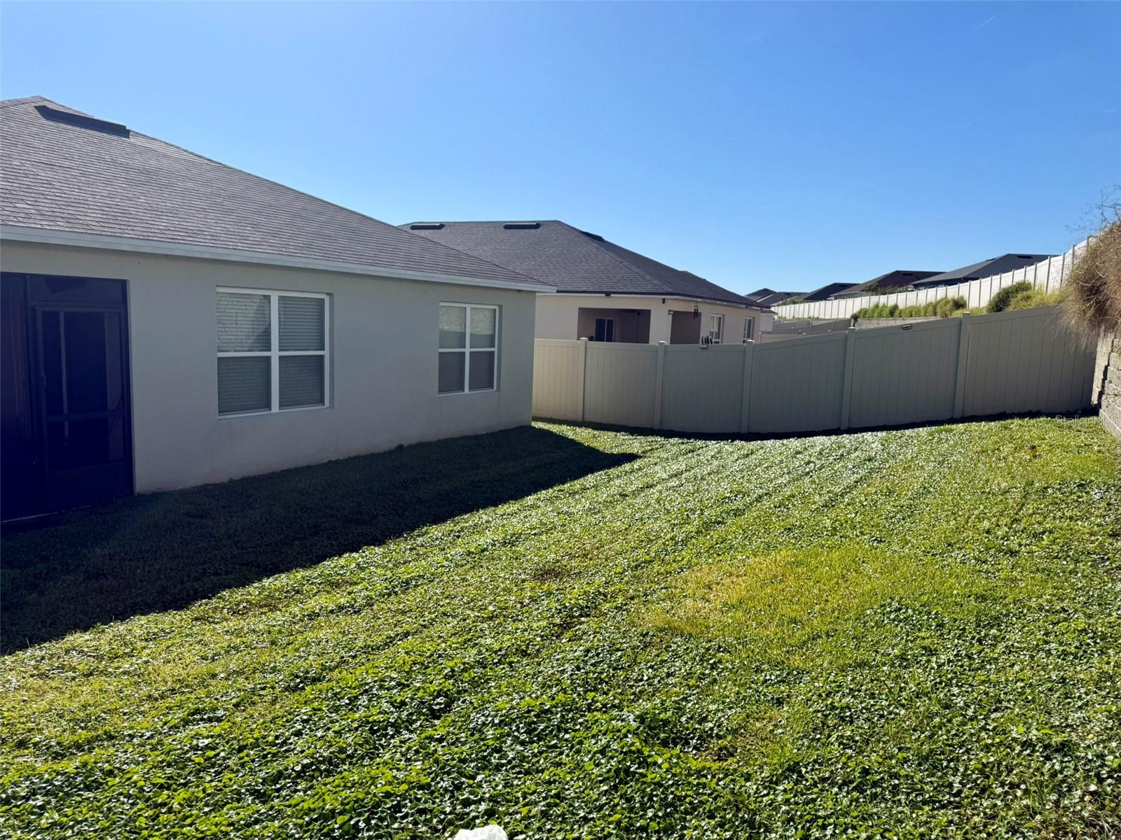 Image 32 of 41 For 257 Meadowbrook Boulevard