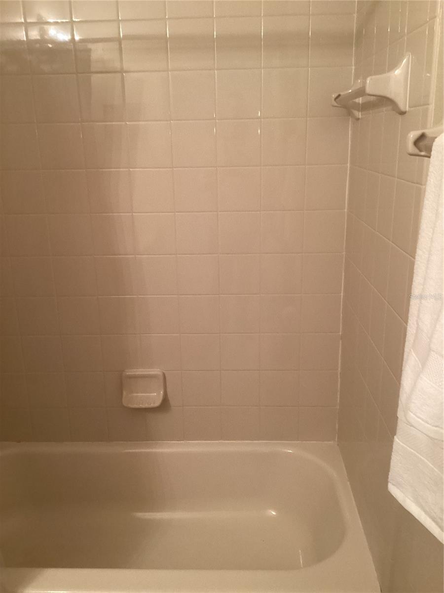 Image 23 of 46 For 1820 Coriander Drive