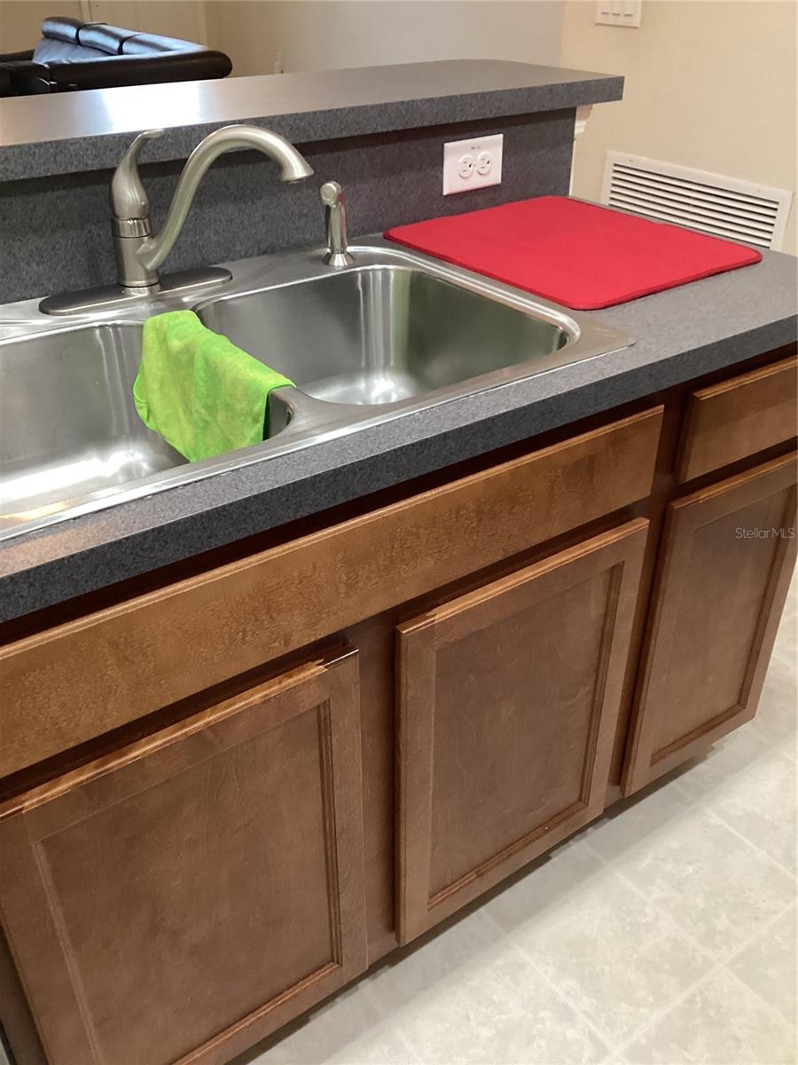 Image 30 of 46 For 1820 Coriander Drive