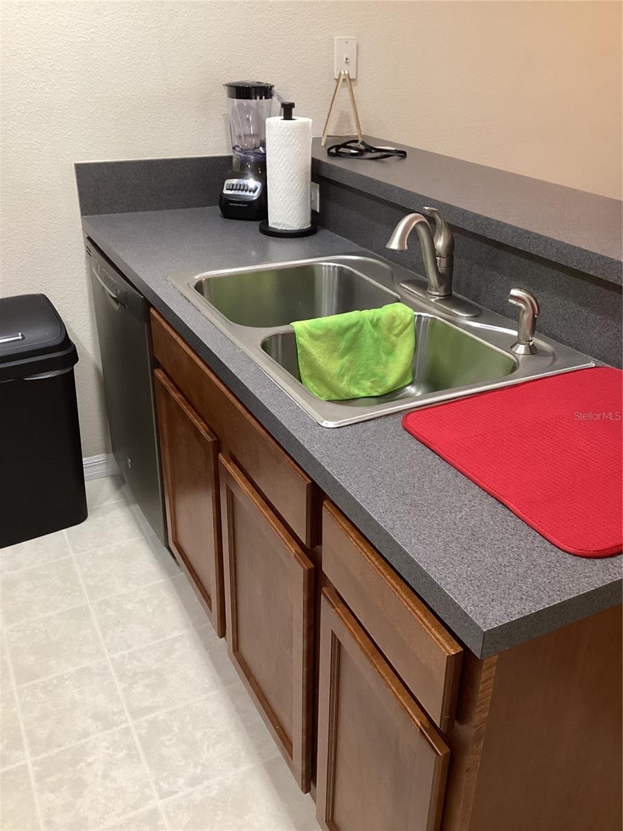 Image 31 of 46 For 1820 Coriander Drive