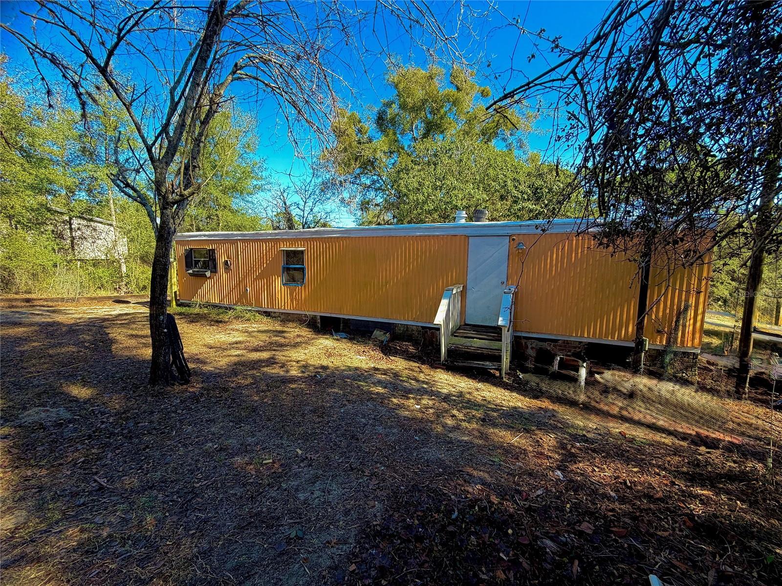 Image 33 of 51 For 7260 Woodstock Street