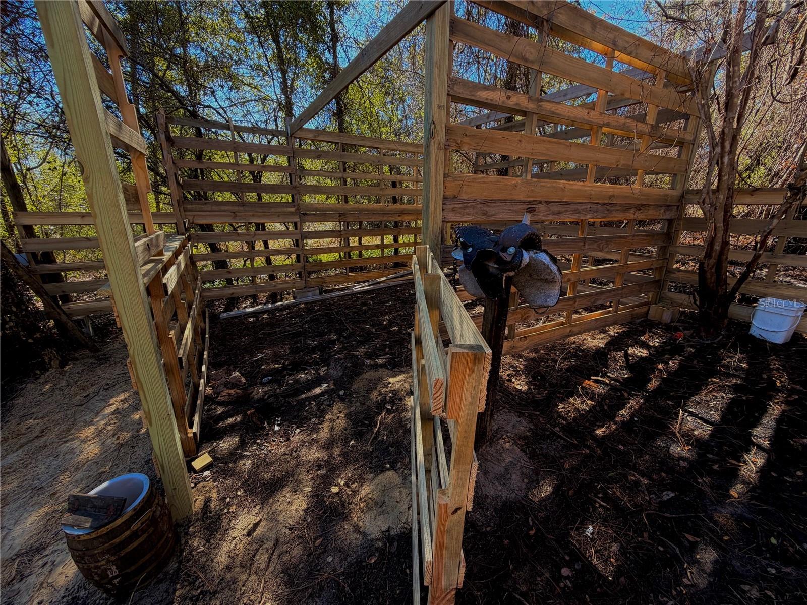 Image 36 of 51 For 7260 Woodstock Street