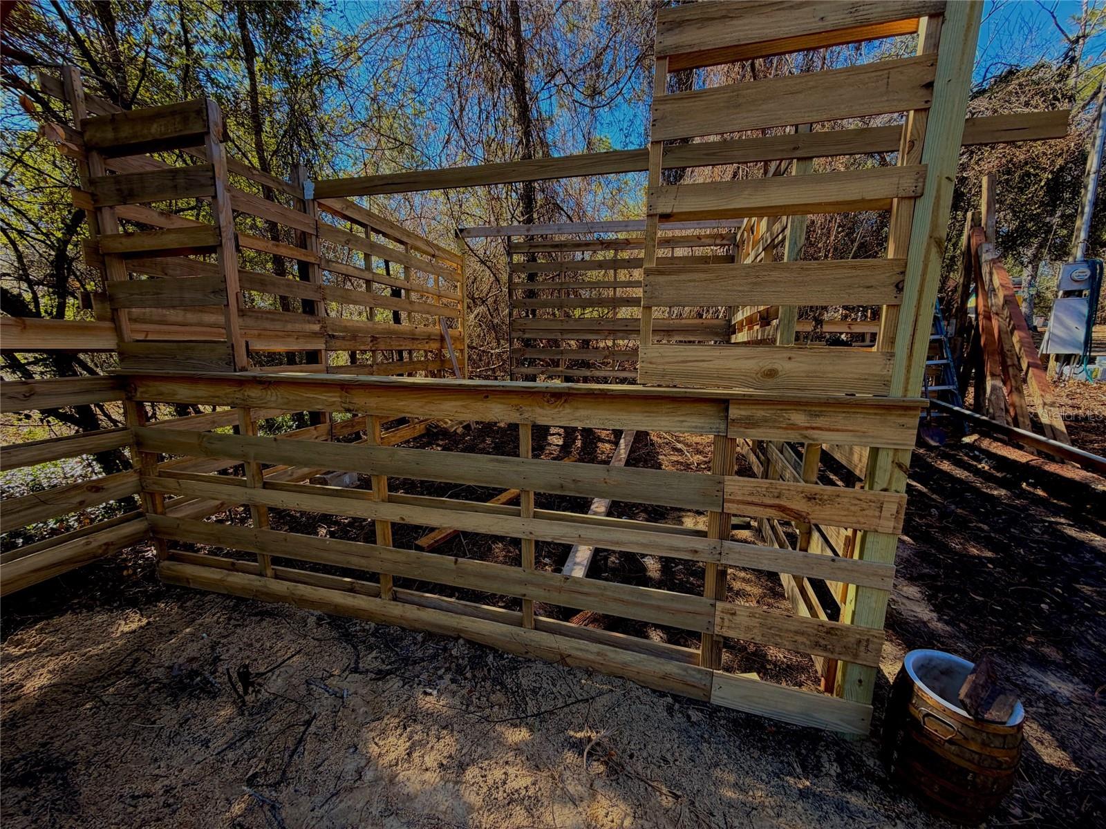 Image 37 of 51 For 7260 Woodstock Street