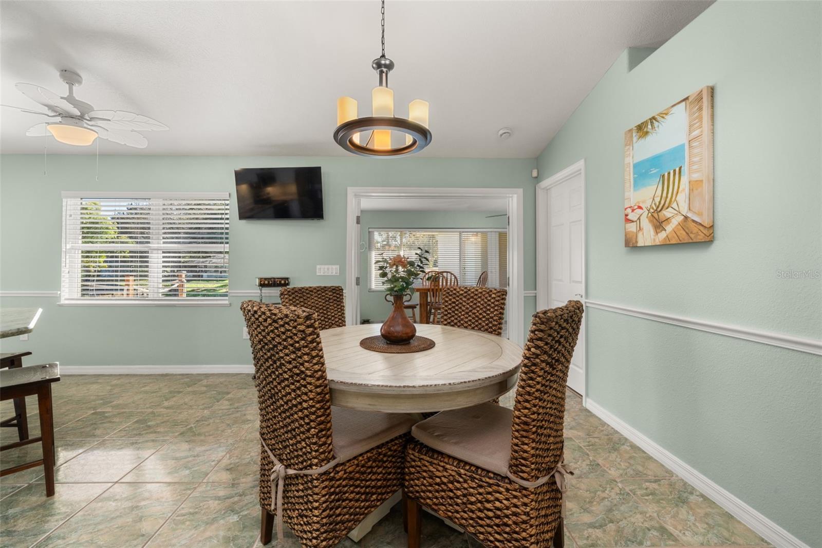 Image 13 of 62 For 101 Bougainvillea Street Ne