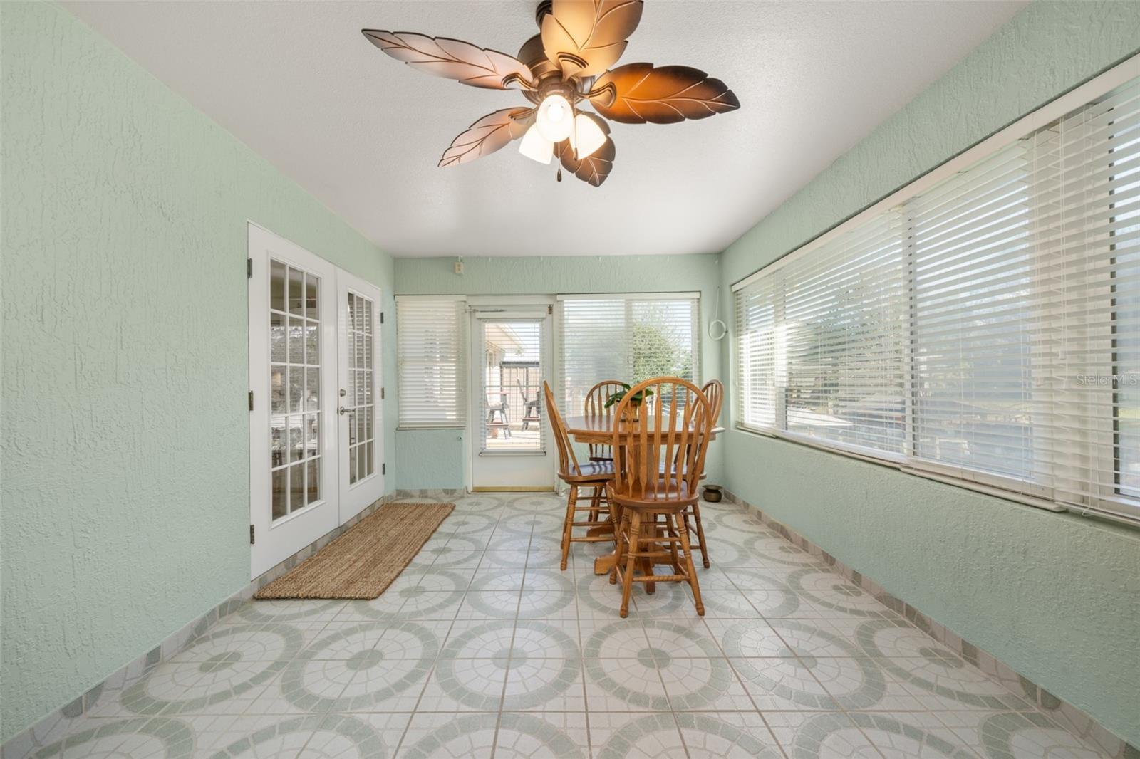 Image 25 of 62 For 101 Bougainvillea Street Ne