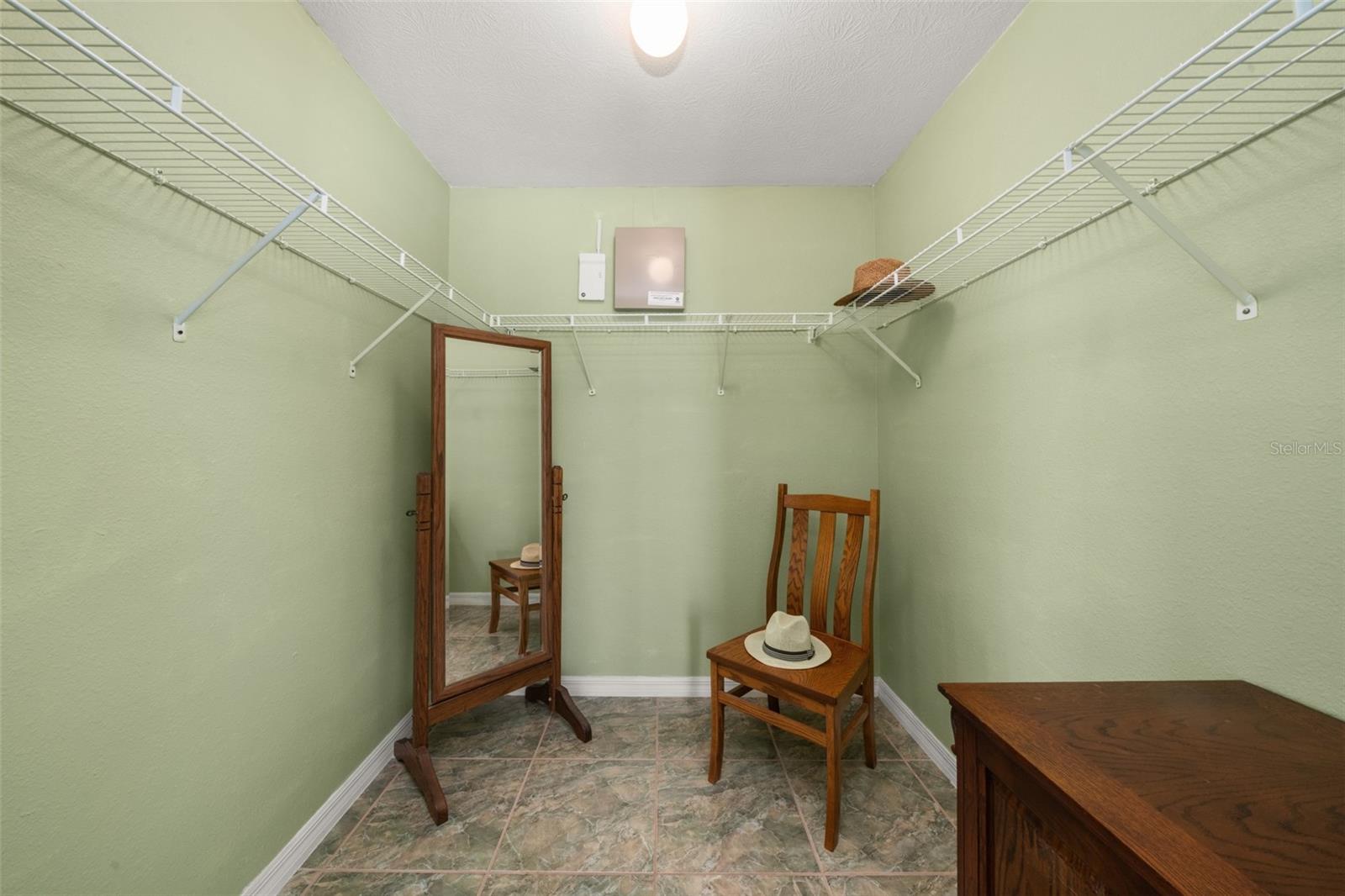 Image 30 of 62 For 101 Bougainvillea Street Ne