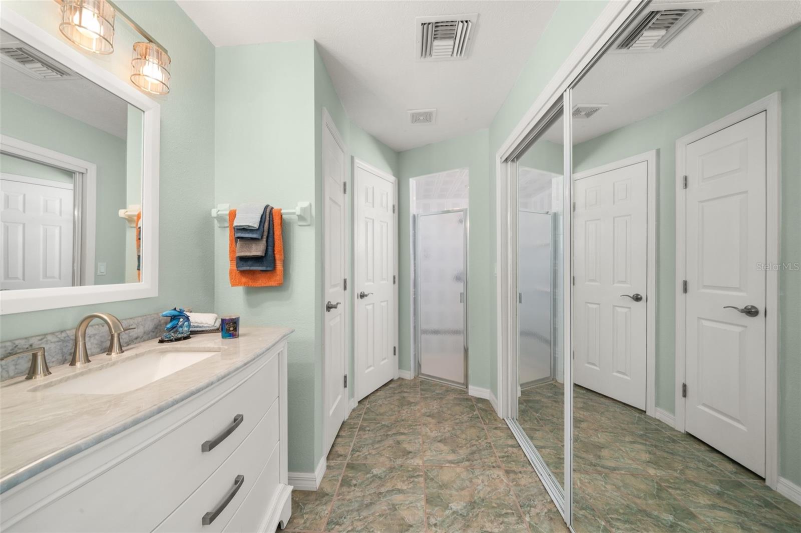 Image 31 of 62 For 101 Bougainvillea Street Ne