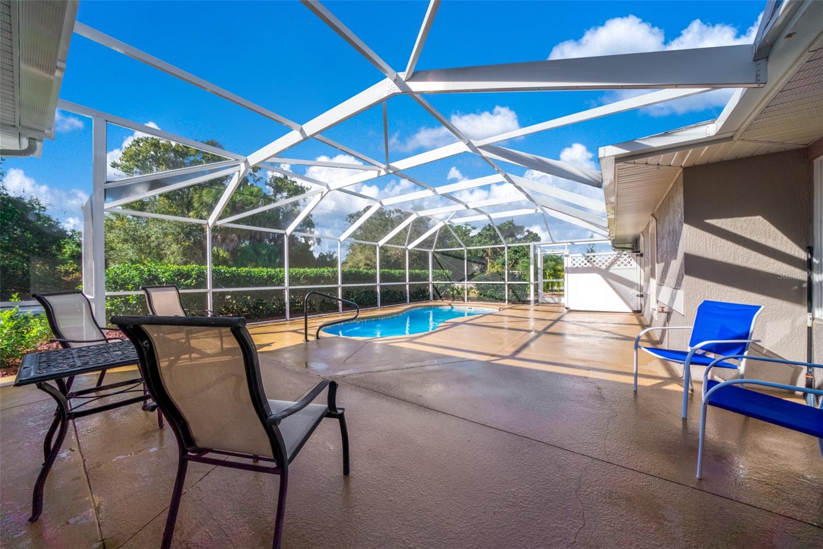 Image 60 of 62 For 101 Bougainvillea Street Ne