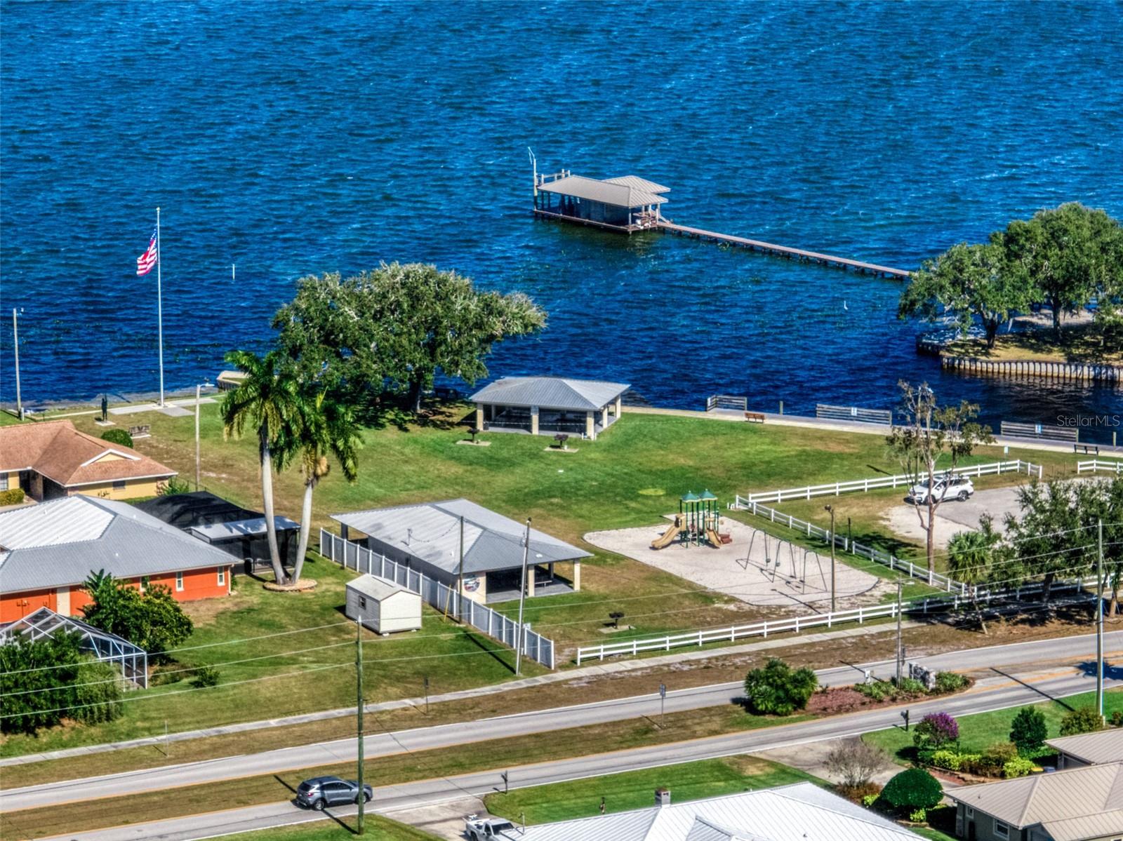 Image 9 of 62 For 101 Bougainvillea Street Ne