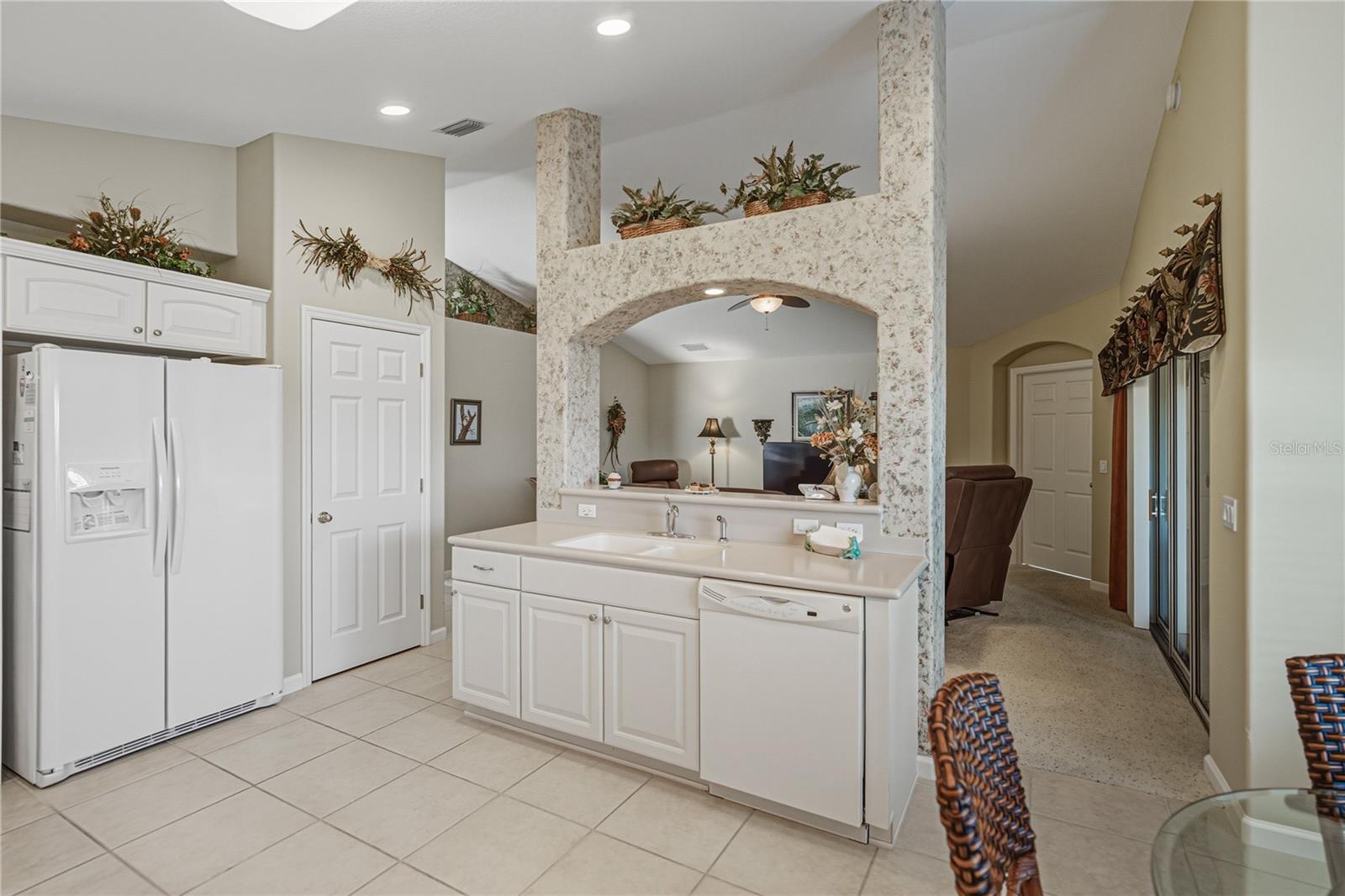 Image 17 of 64 For 332 Niblick Circle