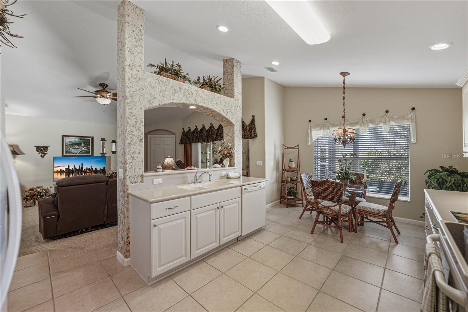 Image 20 of 64 For 332 Niblick Circle