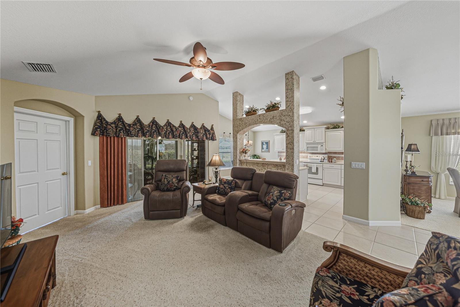 Image 23 of 64 For 332 Niblick Circle