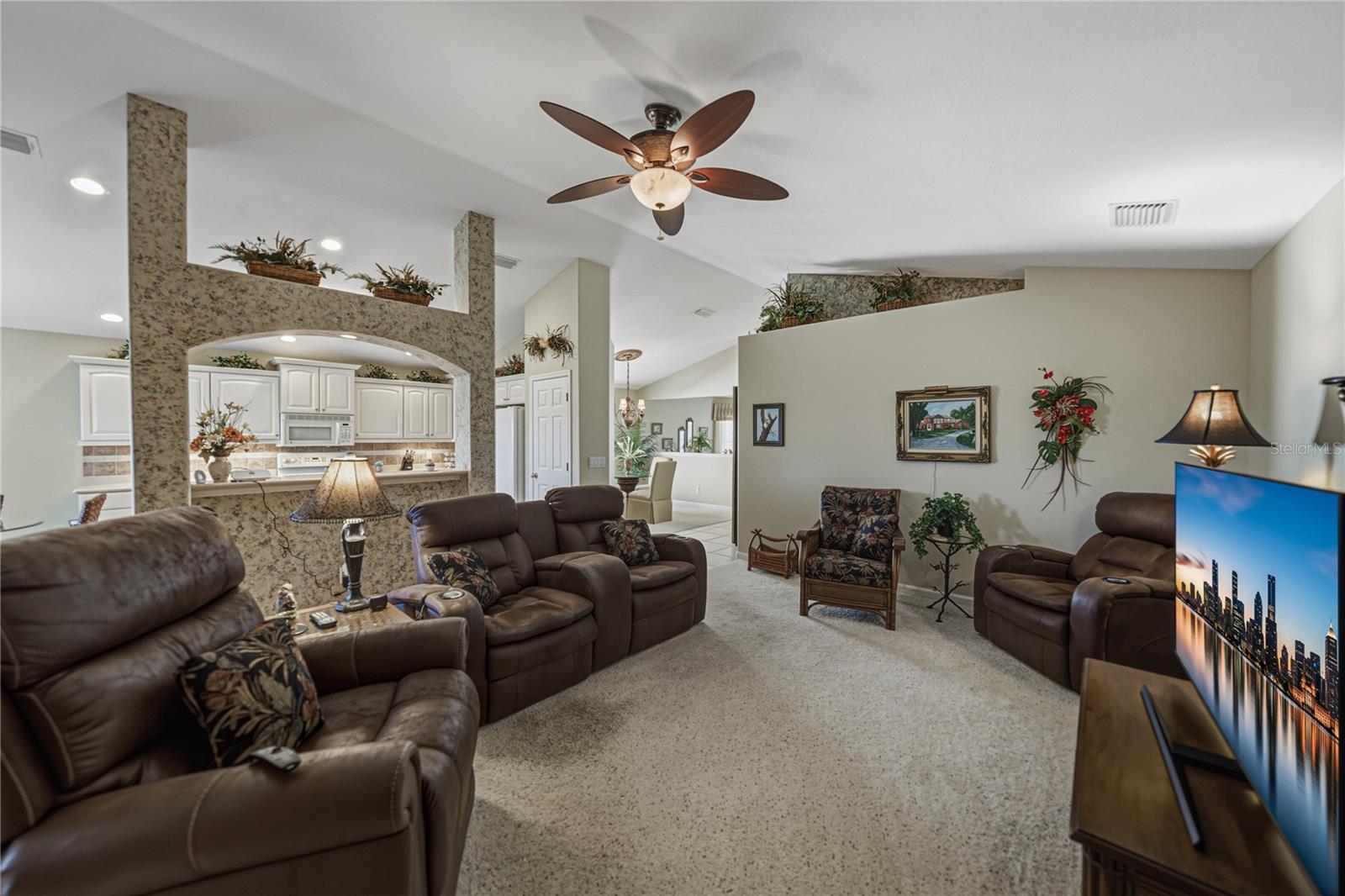 Image 24 of 64 For 332 Niblick Circle