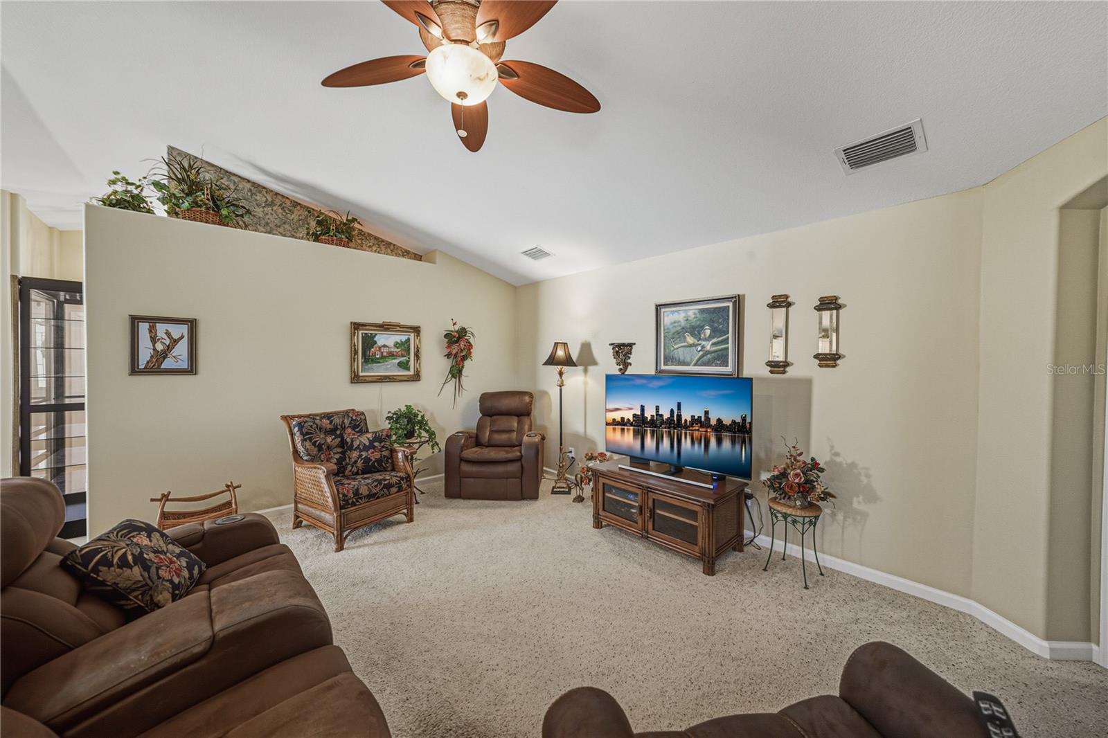 Image 25 of 64 For 332 Niblick Circle