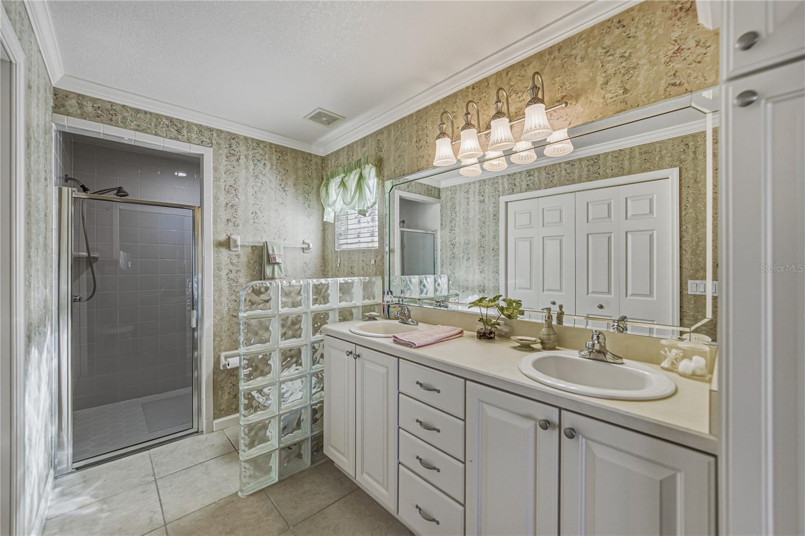 Image 28 of 64 For 332 Niblick Circle